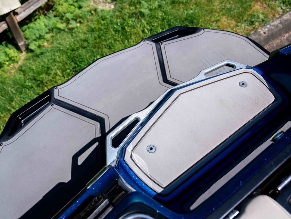 2018 MasterCraft XStar - 21