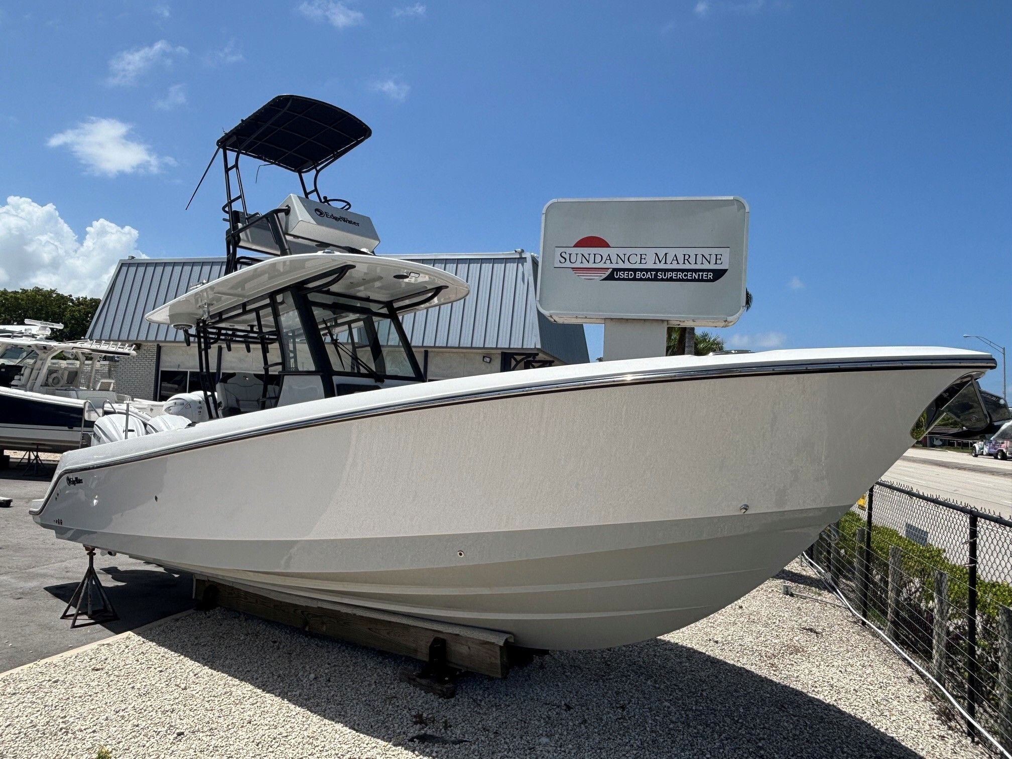 2025 Edgewater 340 CC