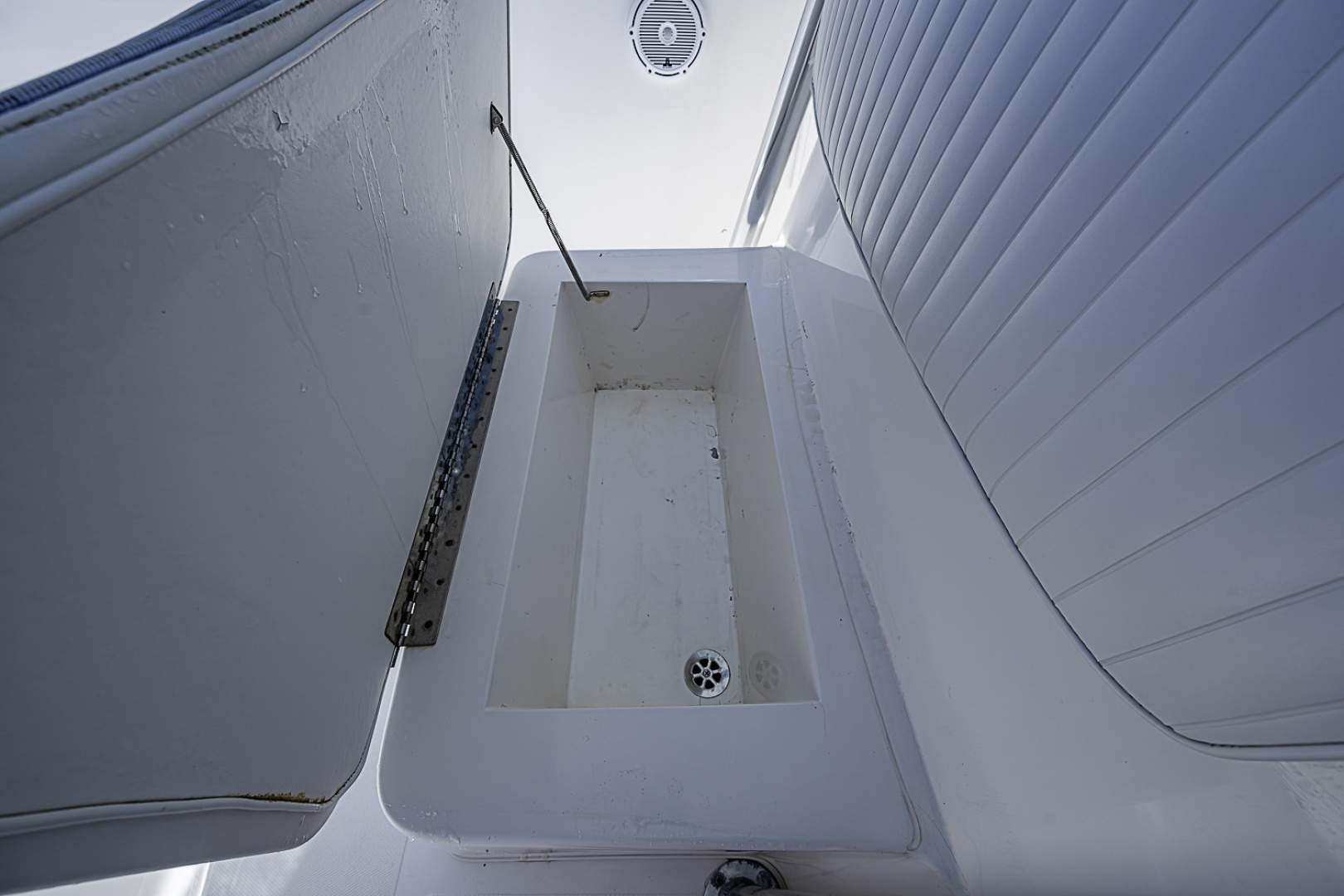 2008 Buddy Davis Center Console - Image 9