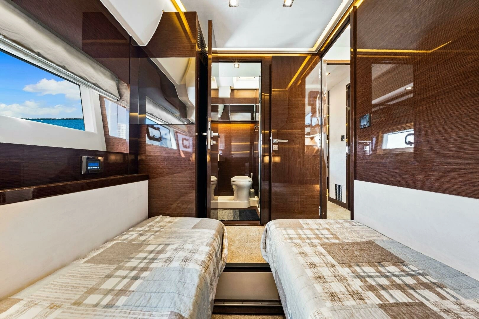 2019 Prestige 630 Flybridge - Image 56