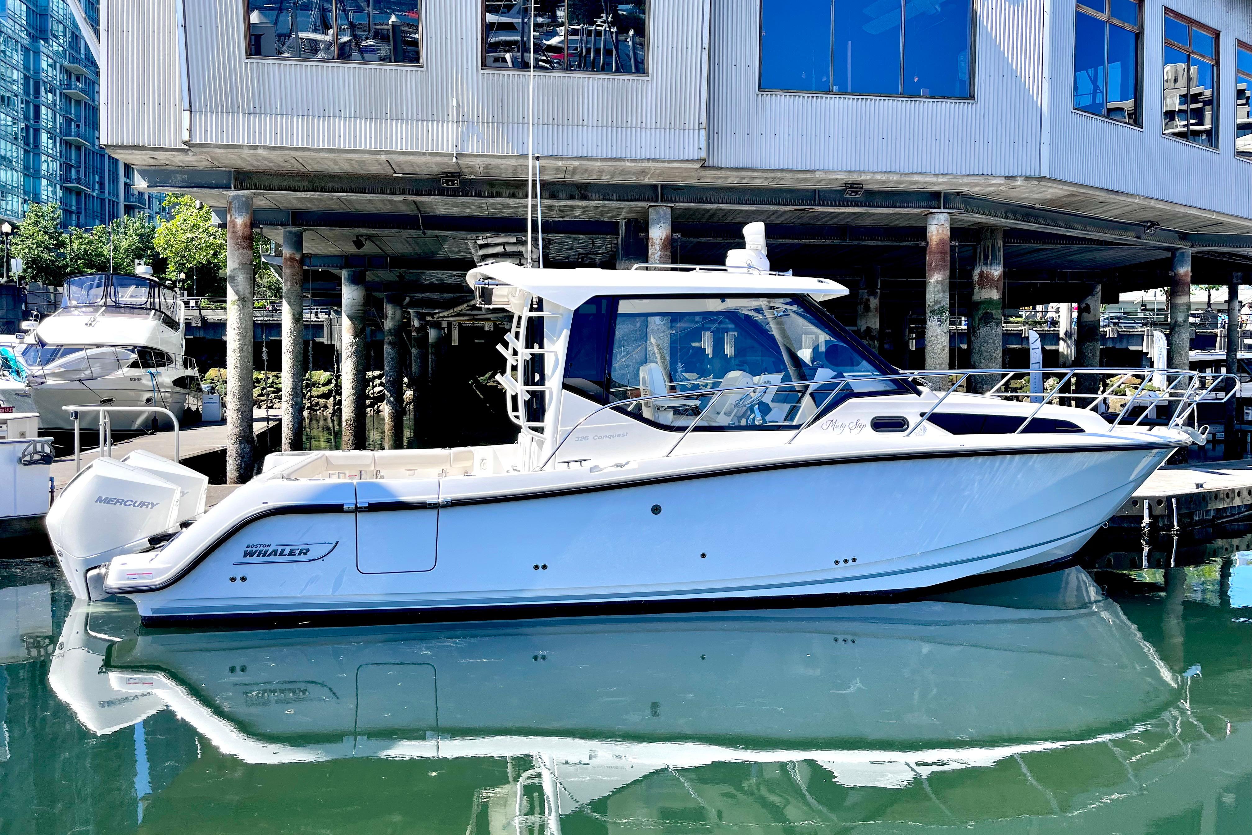 2026 Boston Whaler 325 Conquest Pilothouse