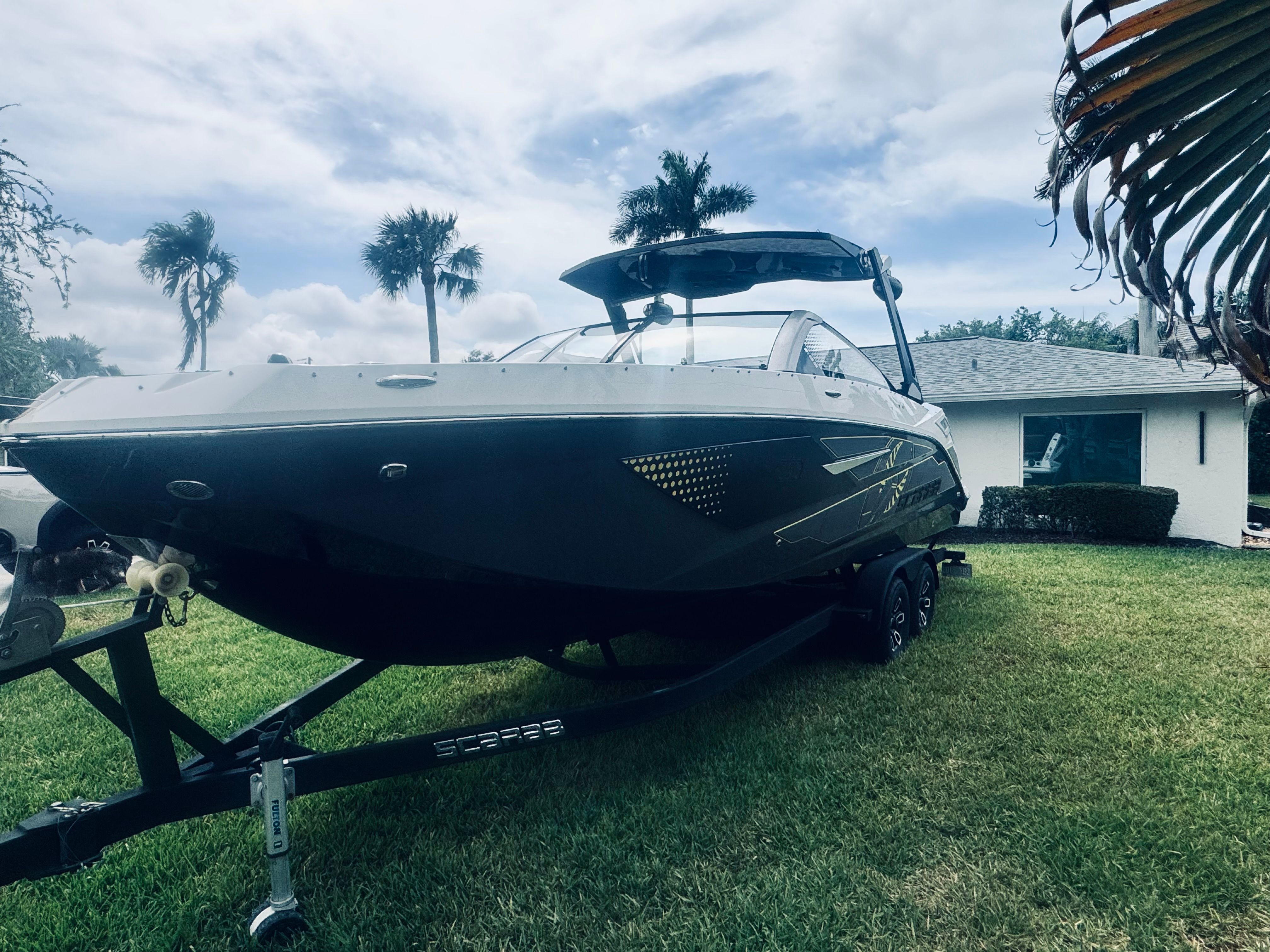 2024 Scarab 285 ID factory Tour boat - 23