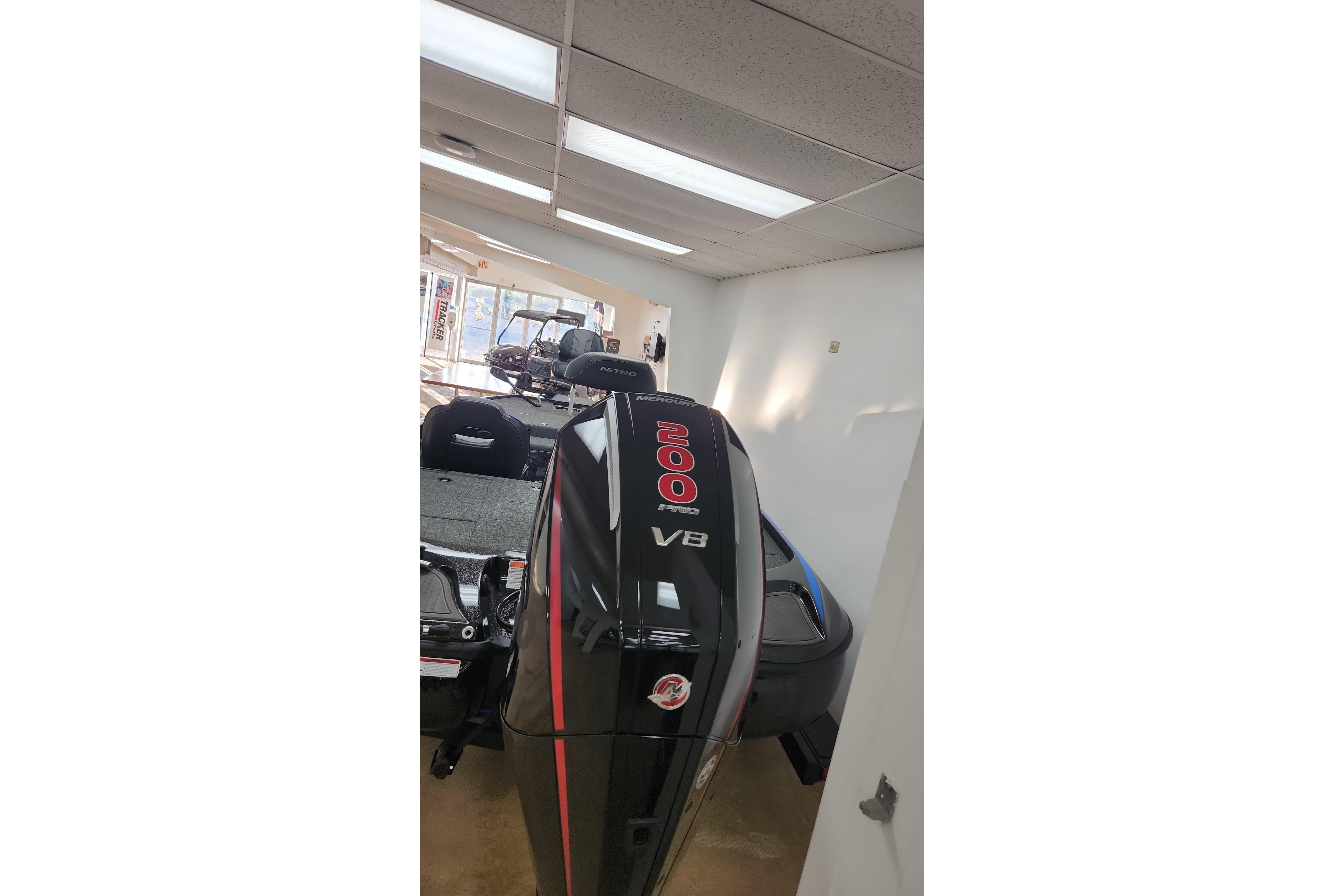 2024 Nitro Z19 boat with powerful V8 engine in showroom.