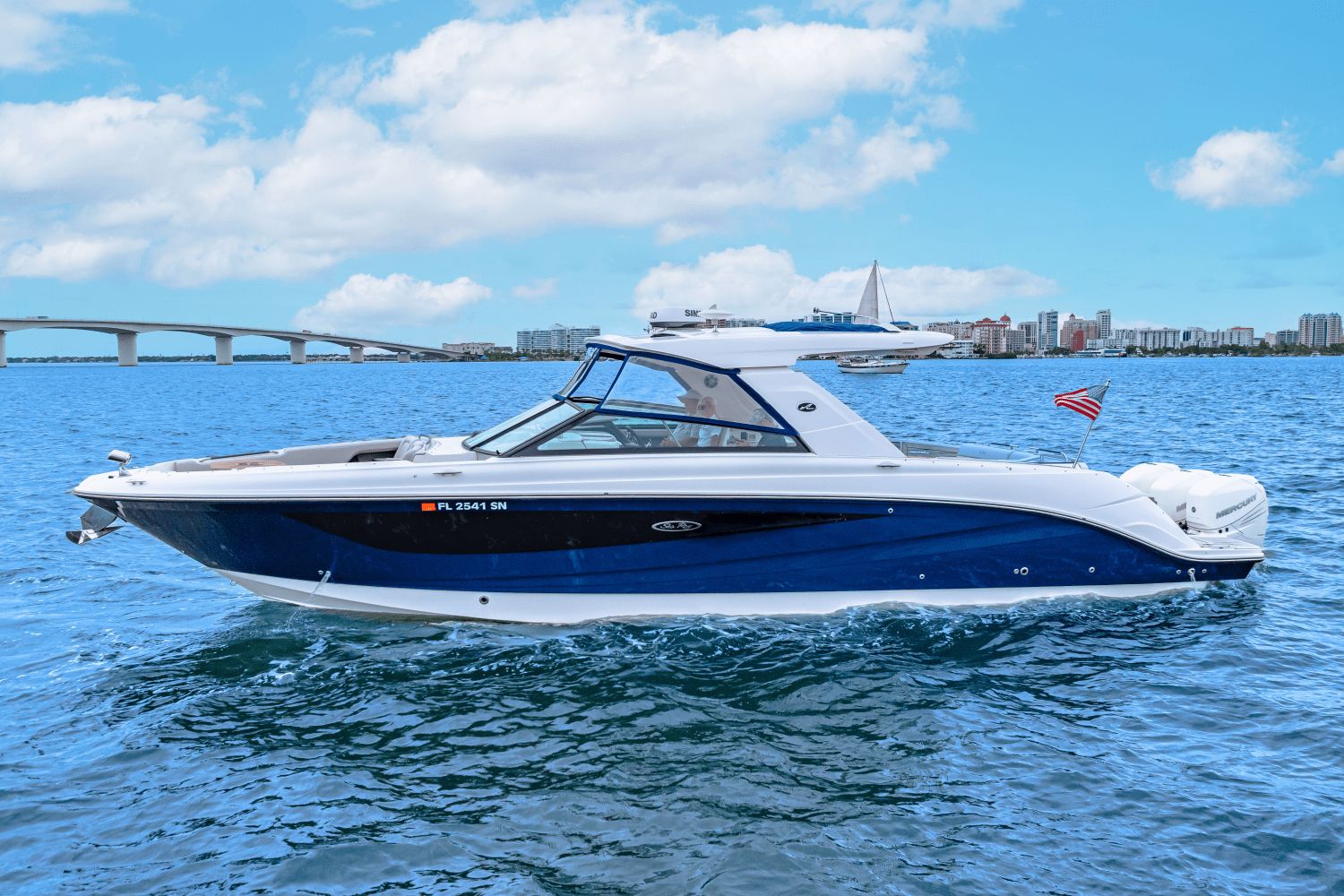 2020 Sea Ray SLX 400 Outboard