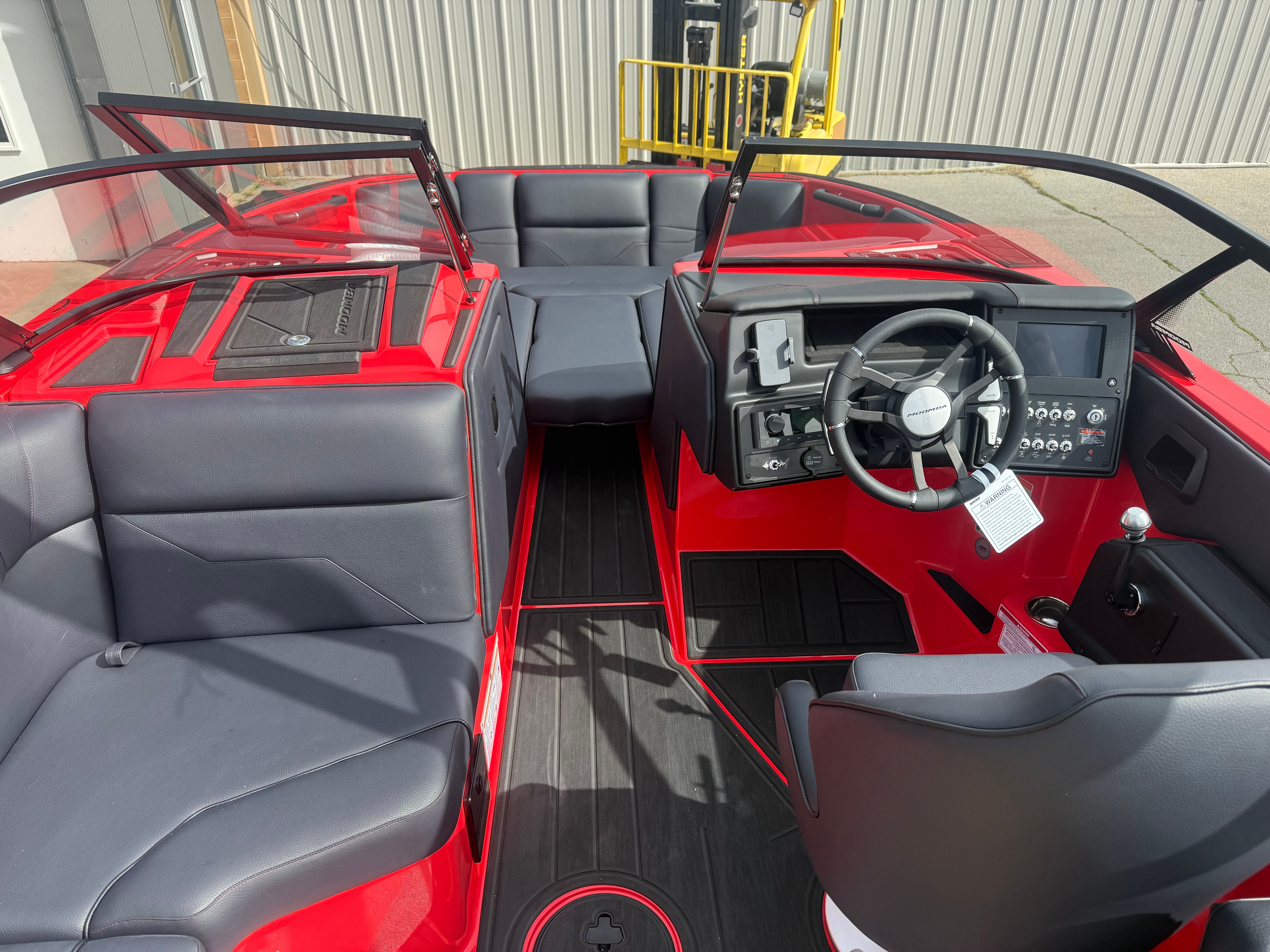 2025 Moomba Max - 11