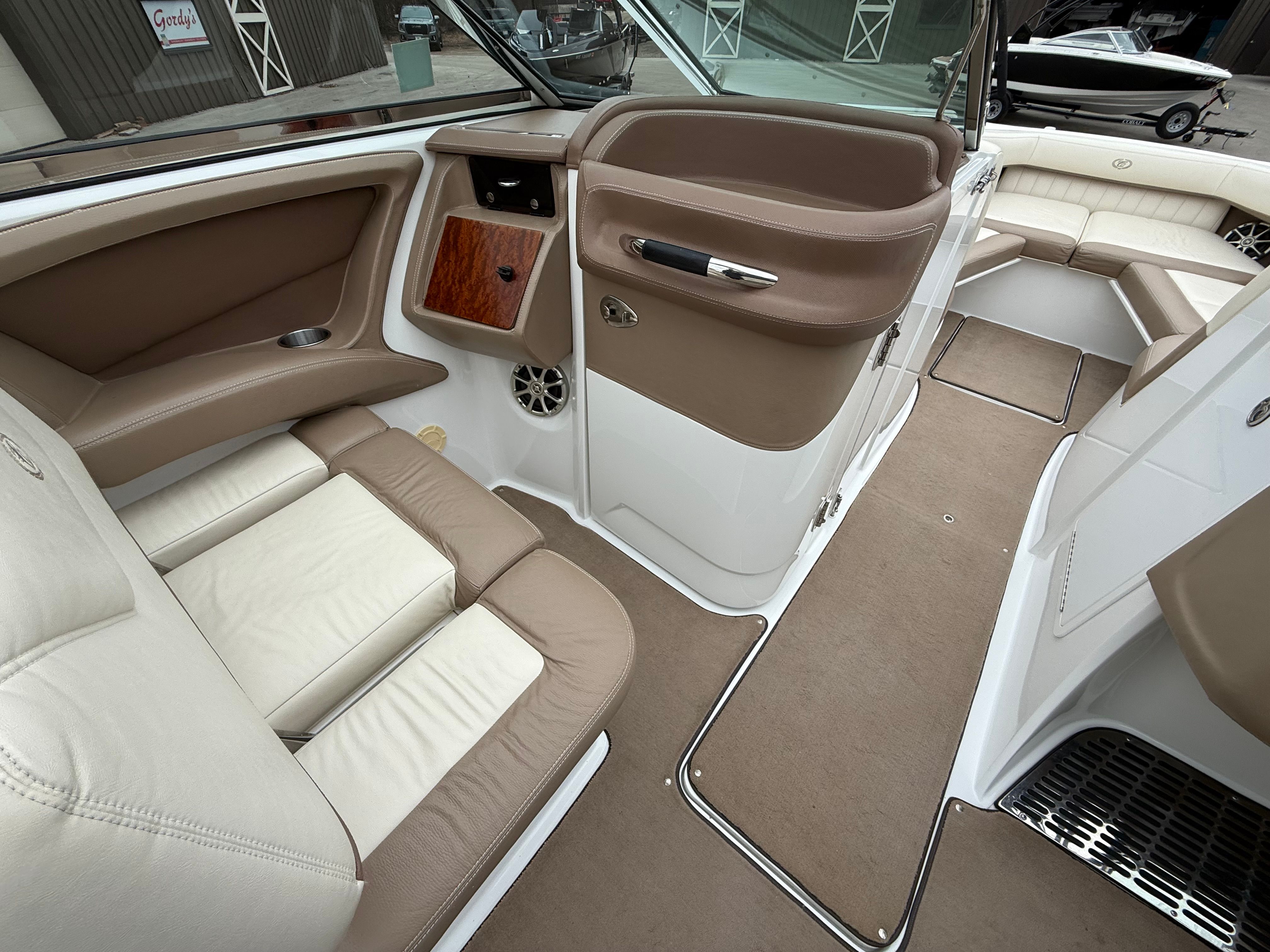 2011 Cobalt 302 - 27