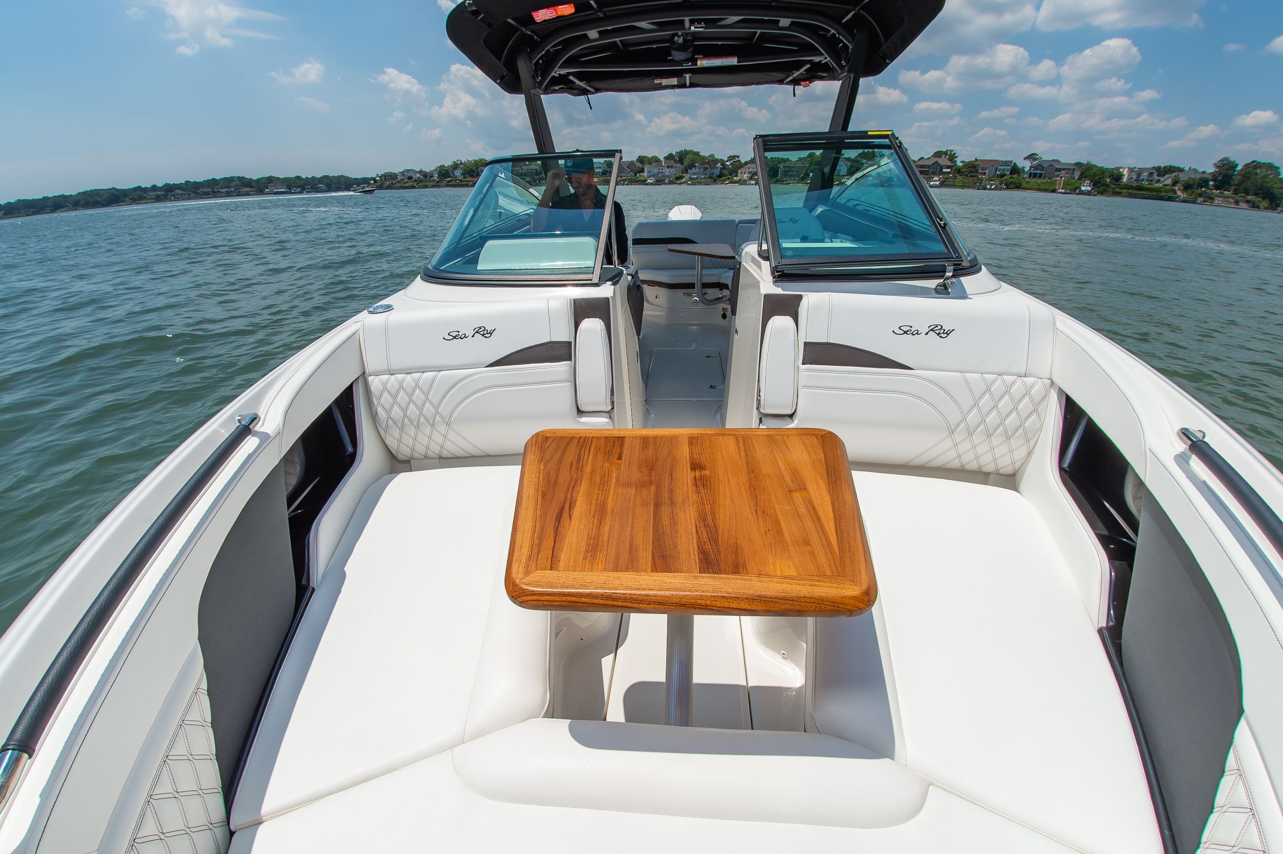 2023 Sea Ray SLX 260 - 14
