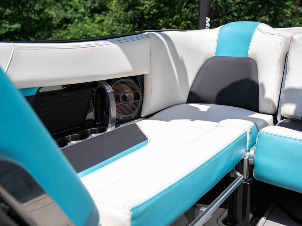 2019 MasterCraft X24 - 24