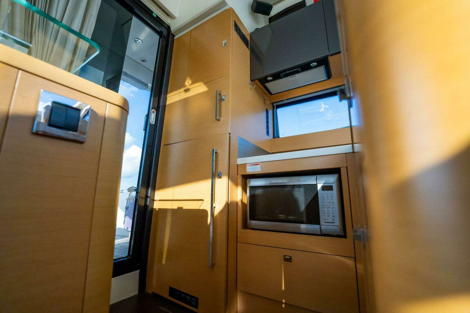 2013 Prestige 500 S - Image 8