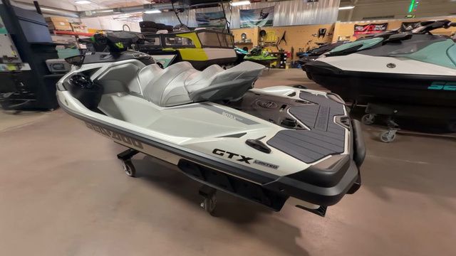 2026 Sea-Doo GTX Limited 325 - 10