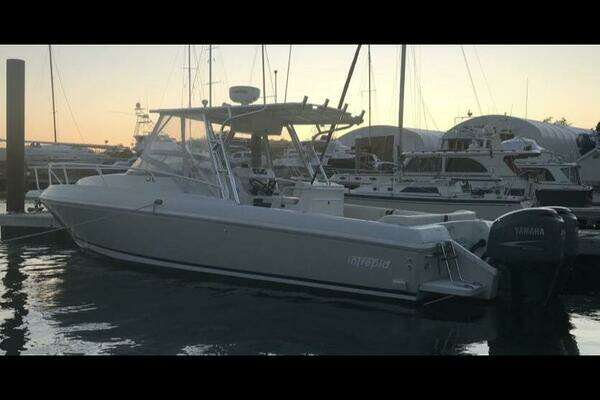 1997 Intrepid 339wa