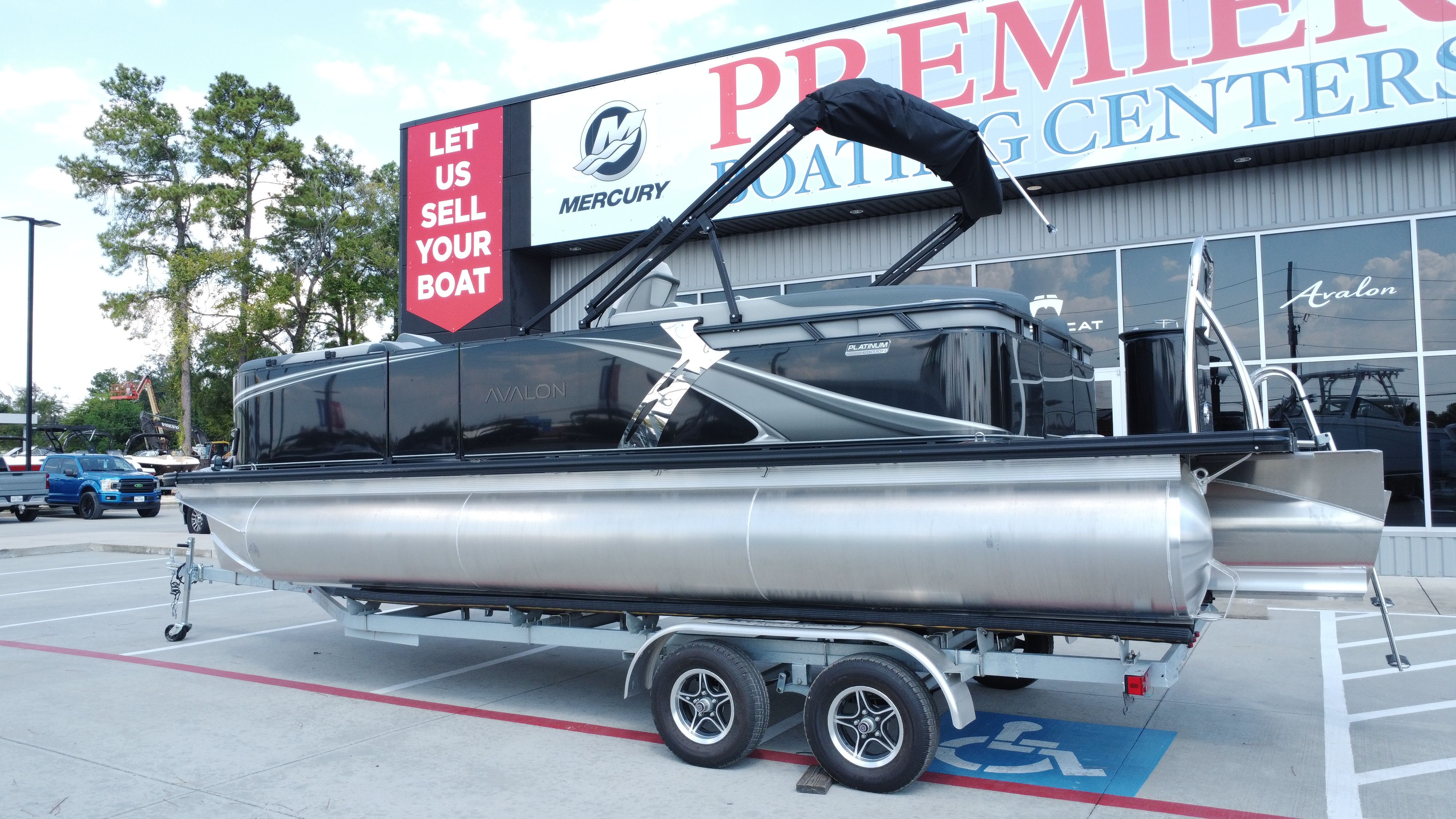 2025 Avalon LSZ Quad Lounge - 23' - 3