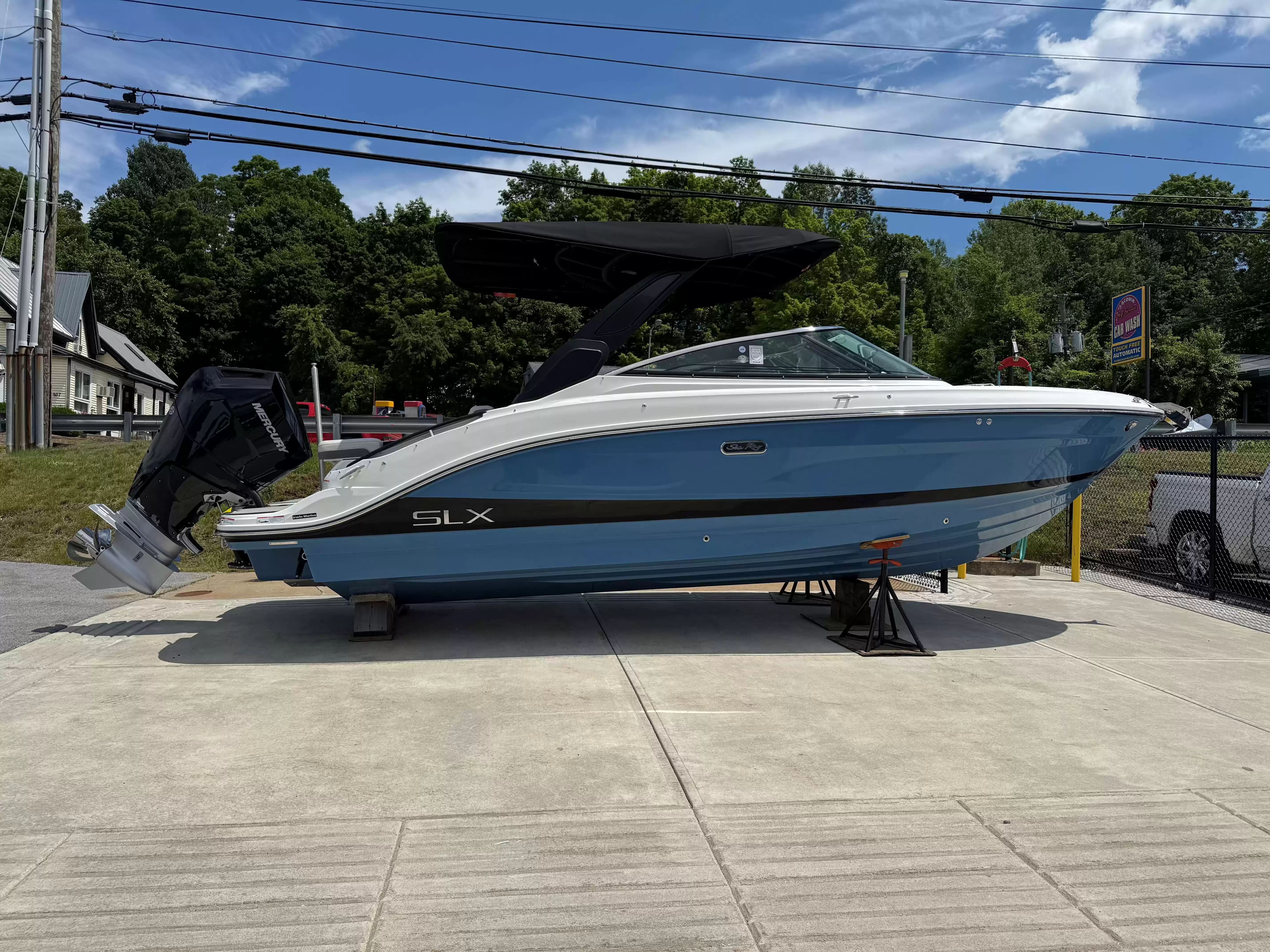 2026 Sea Ray 260SXO