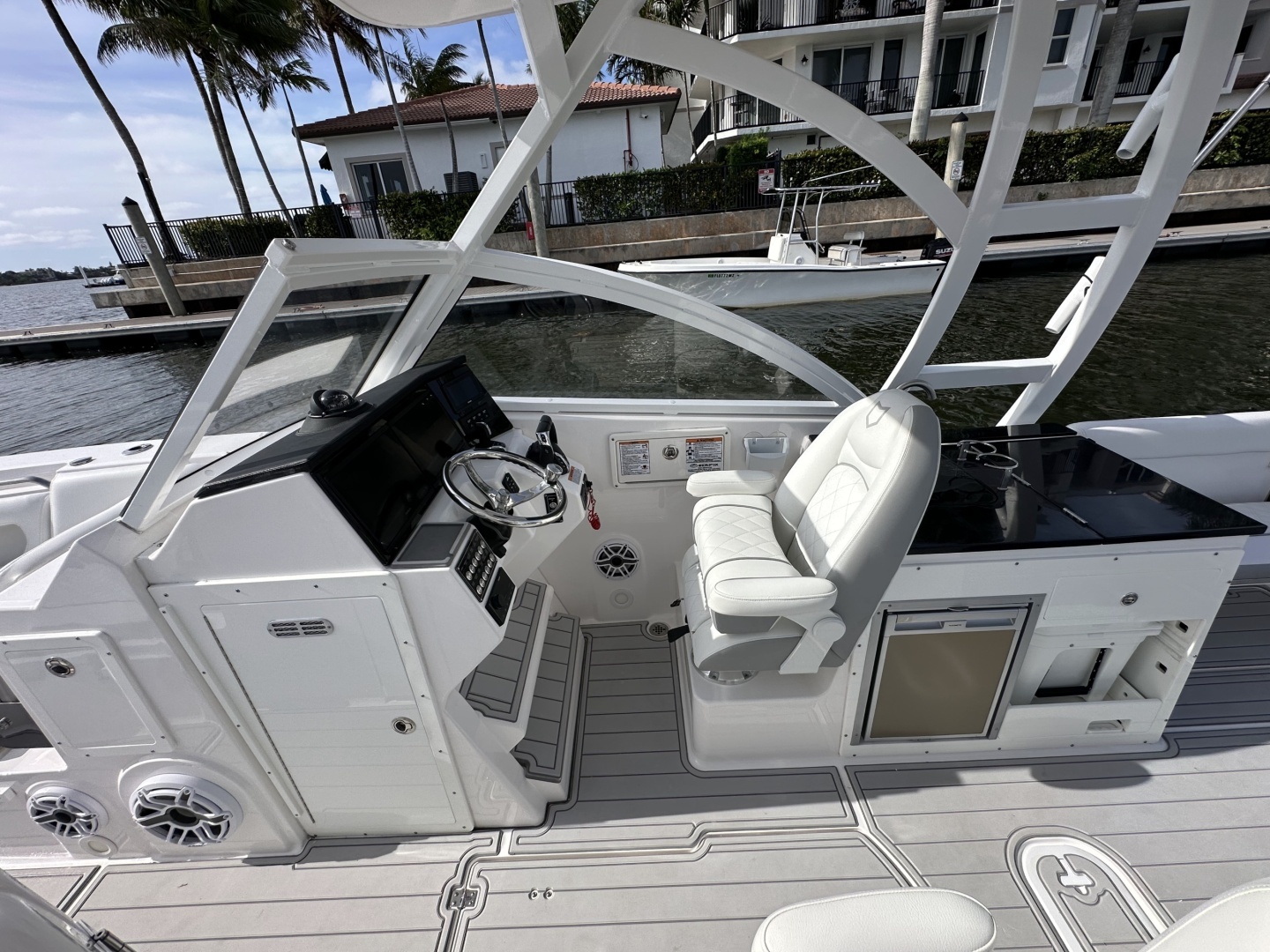 2025 Sea Fox 288 Traveler - Image 21