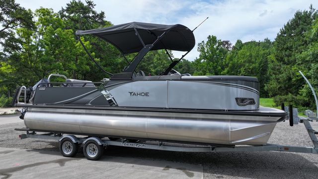 2026 Tahoe LTZ - 23 FT Versatile Rear Lounger - 3