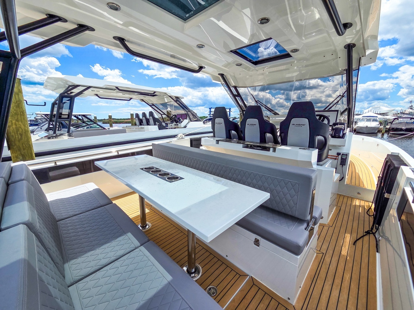 2026 De Antonio Yachts D32 - Image 17