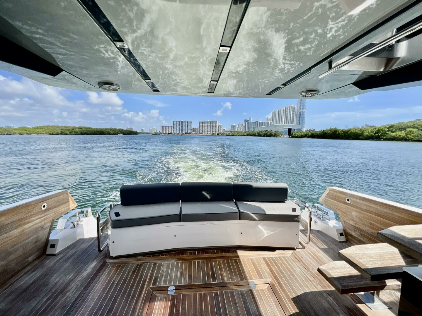 2022 Okean Flybridge 50 - Image 30