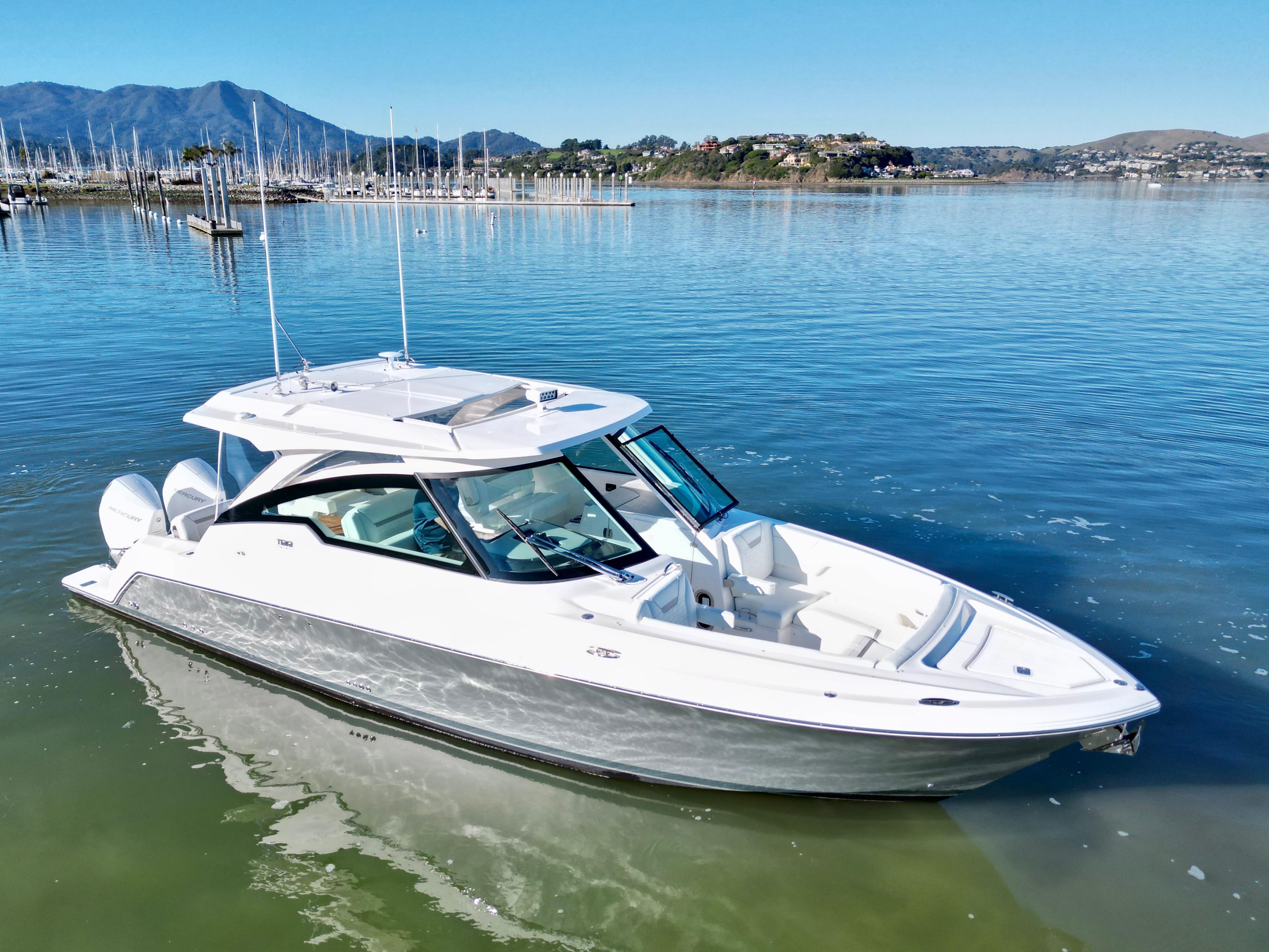 2026 Tiara Yachts 34 LX