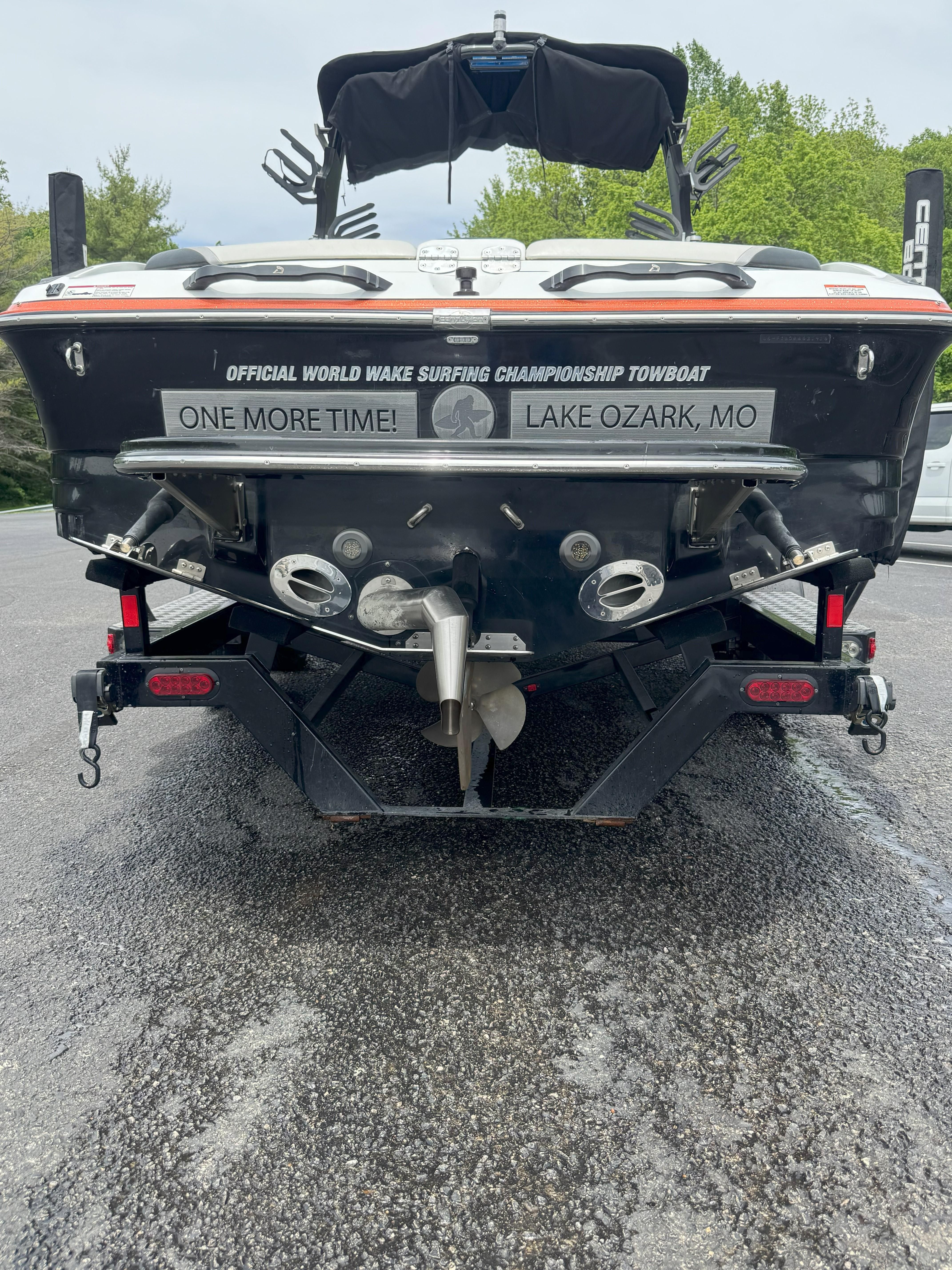 2016 Centurion Enzo FS44 - 19