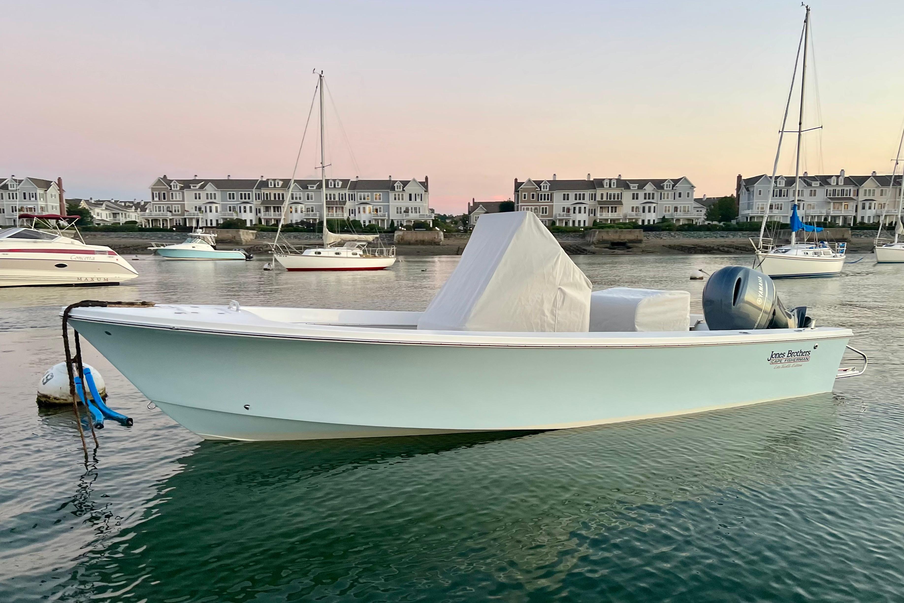 2023 Jones Brothers Cape Fisherman 23