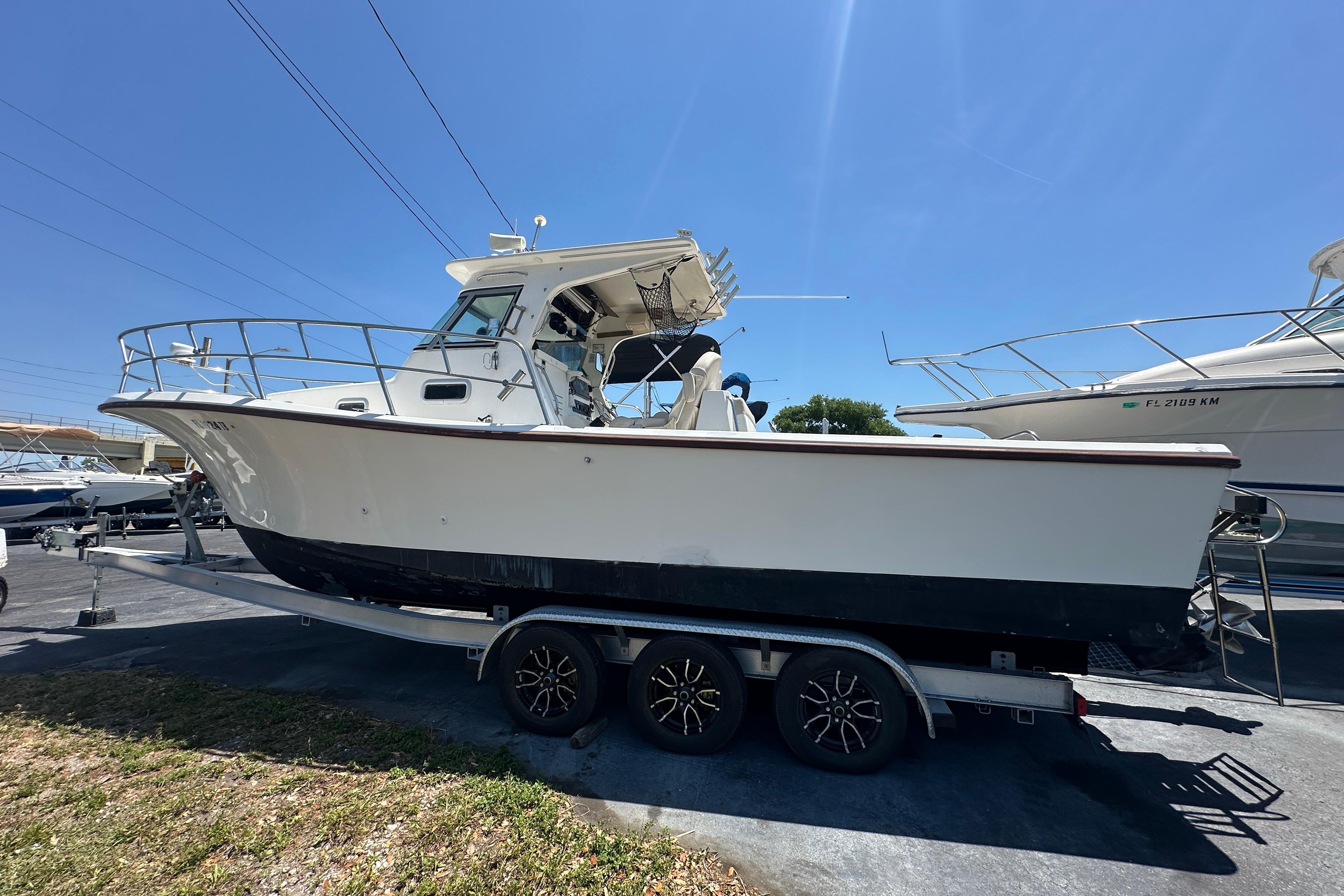 1998 True World Marine TE286
