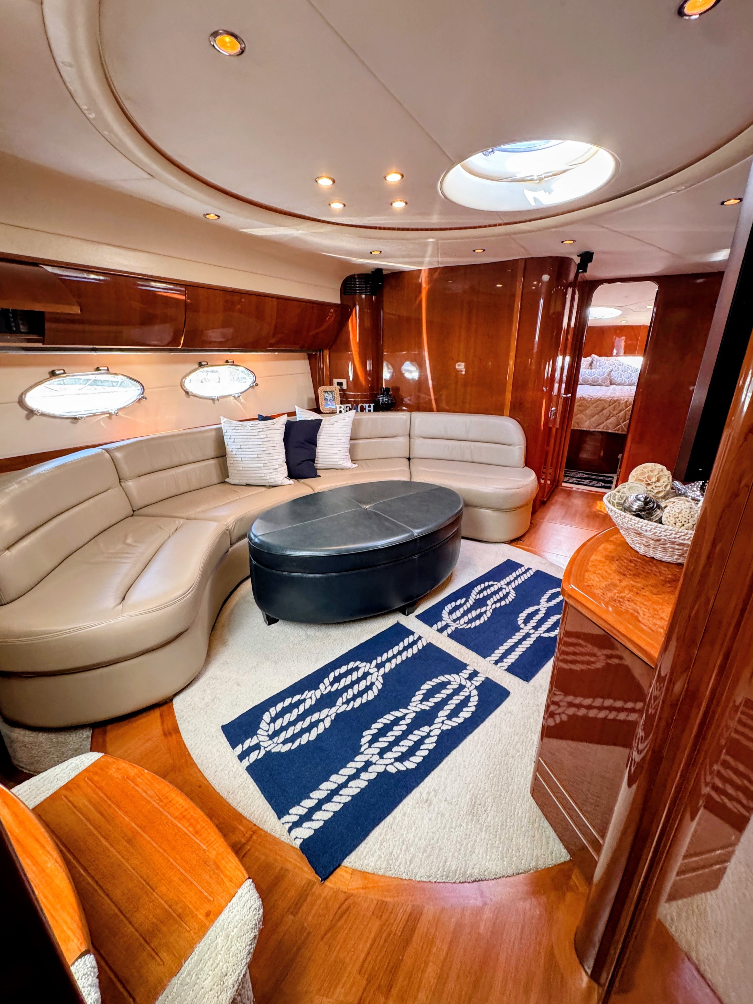 2004 Viking Princess V58 - 31