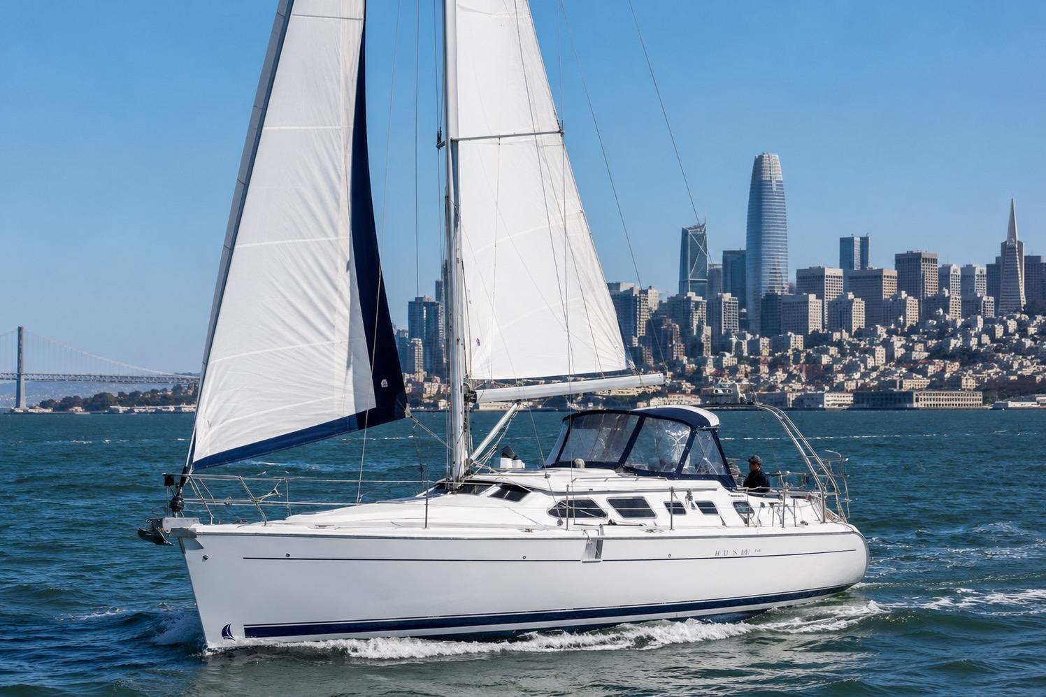2007 Hunter 41 Deck Salon