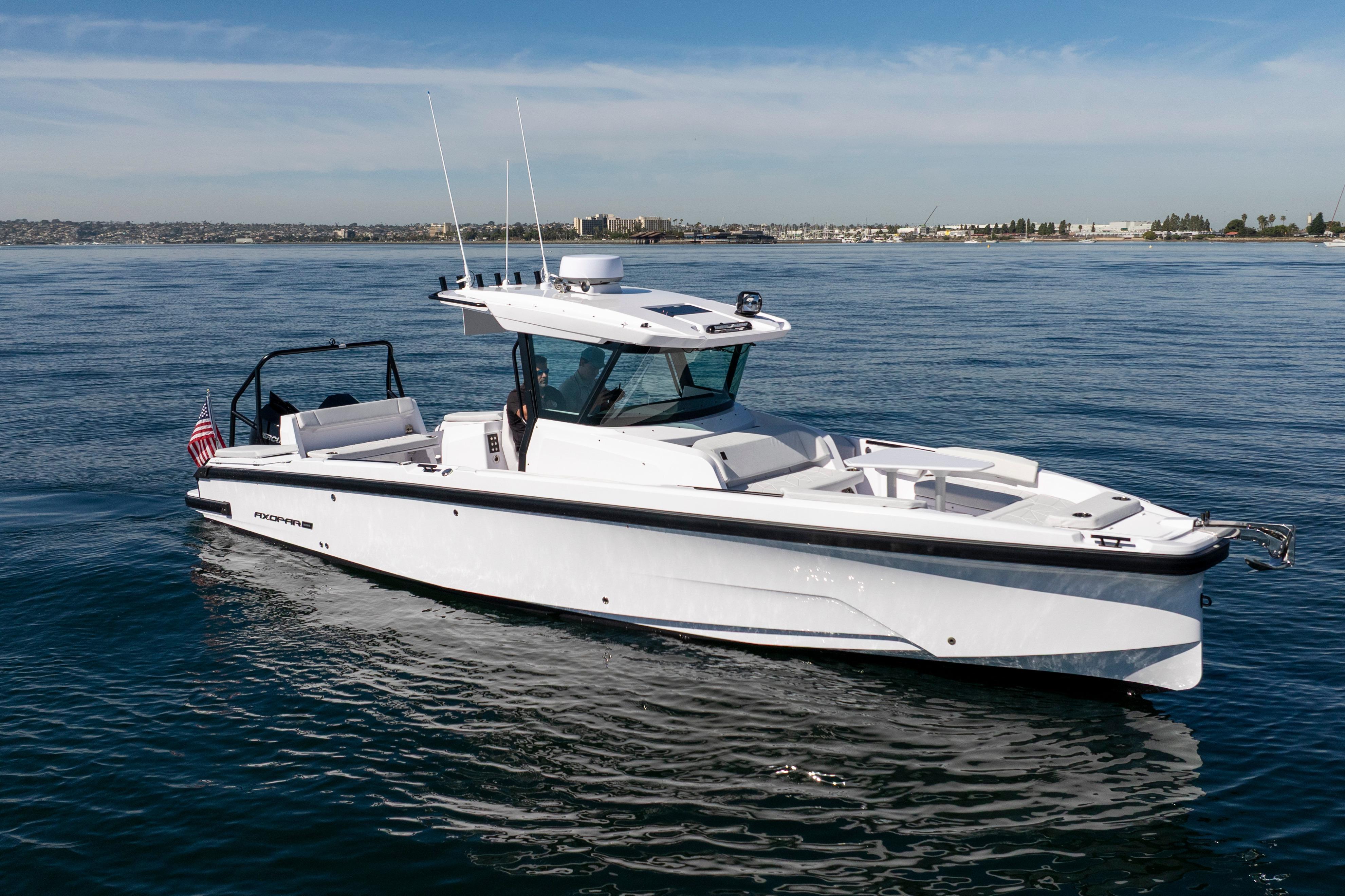 2026 Axopar 29 CCX