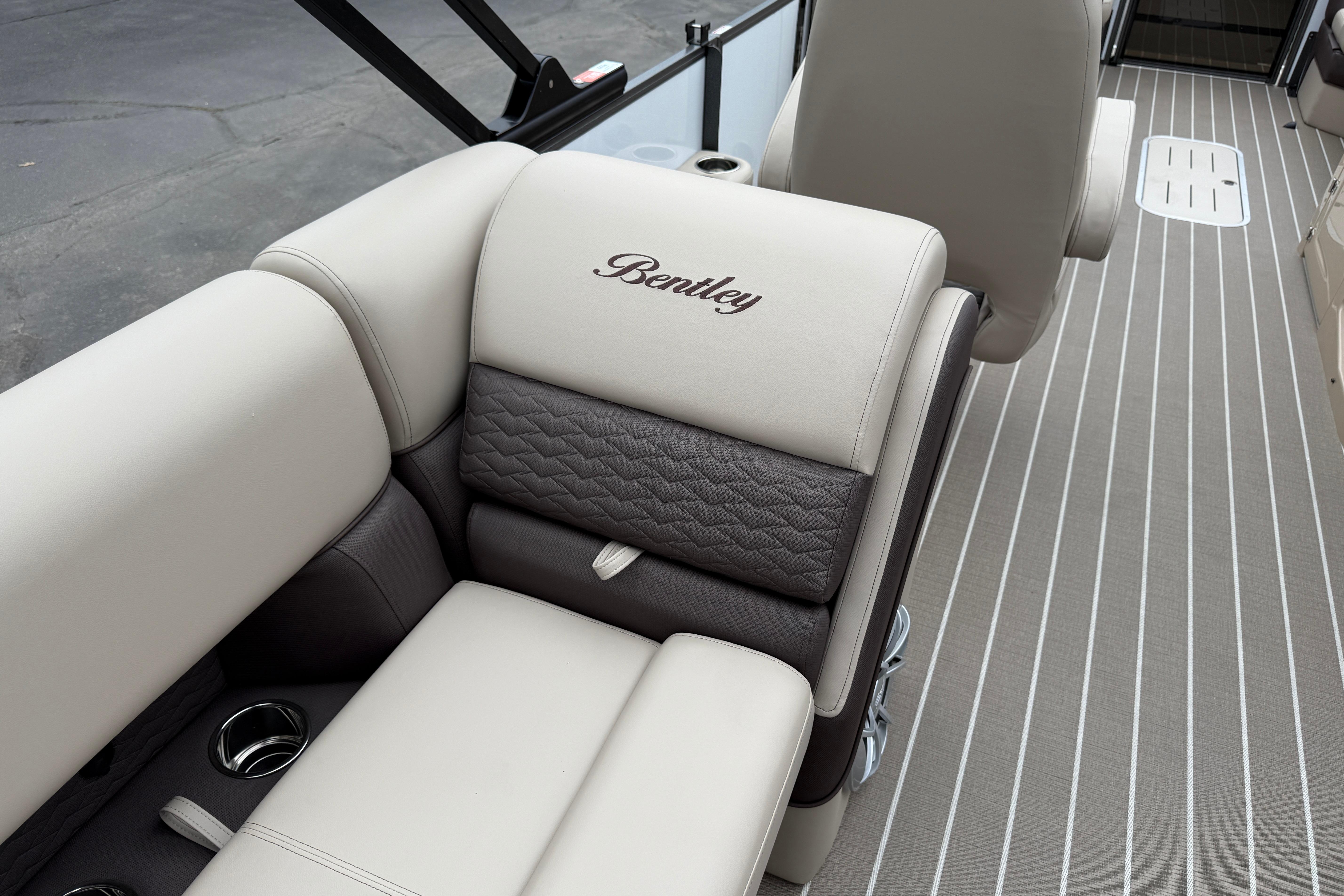 2026 Bentley Pontoons Elite 253 Admiral interior with luxurious seating and elegant design.