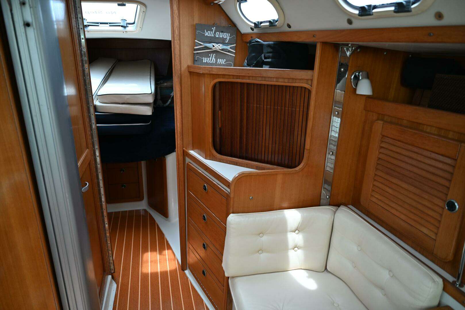 2002 Catalina 36 MKII - Image 42