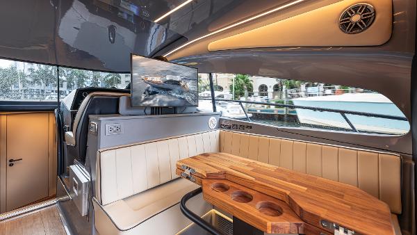 Luxurious interior of Hanover 415 yacht, model year 2026.