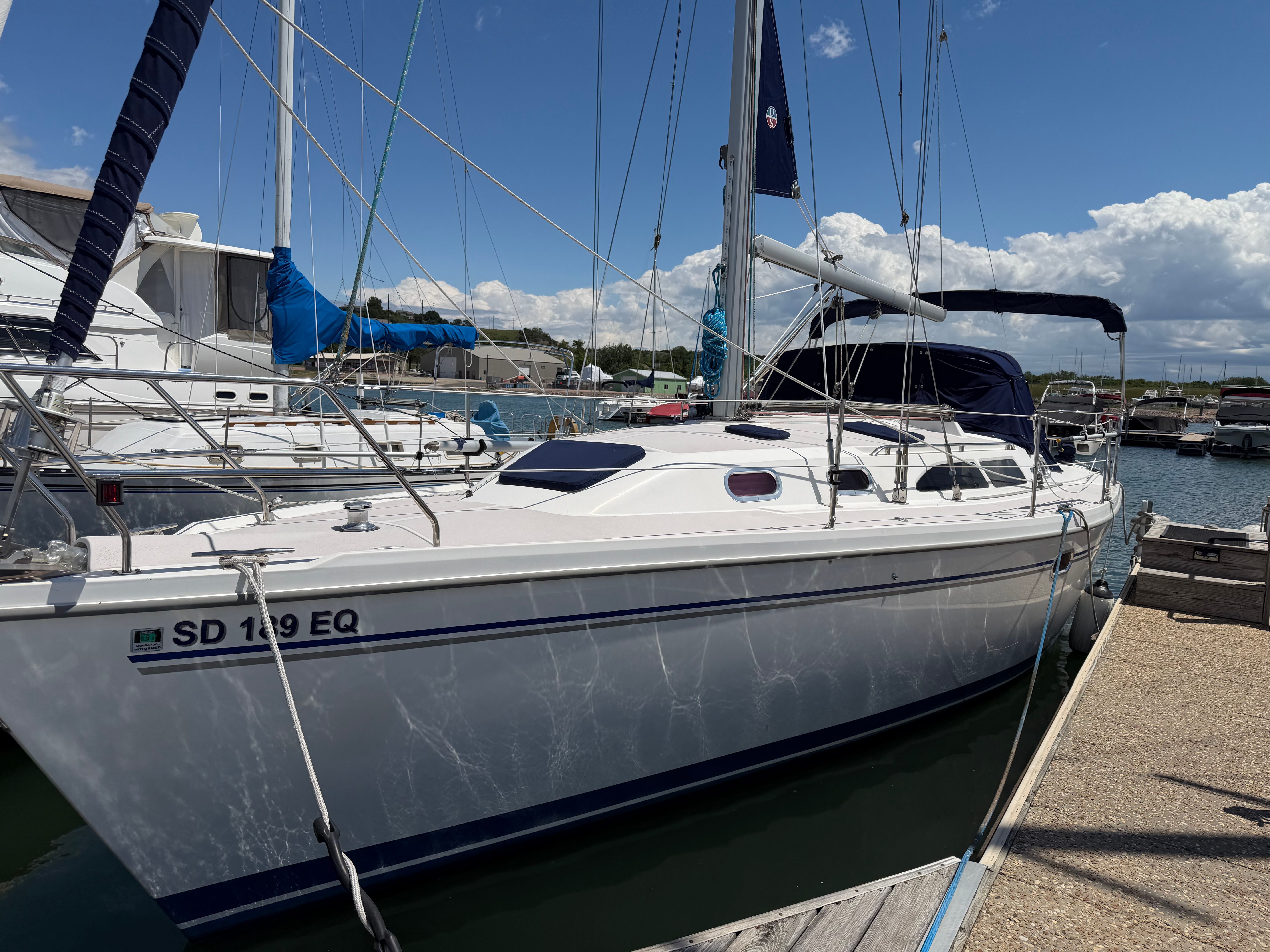 2004 Catalina 350