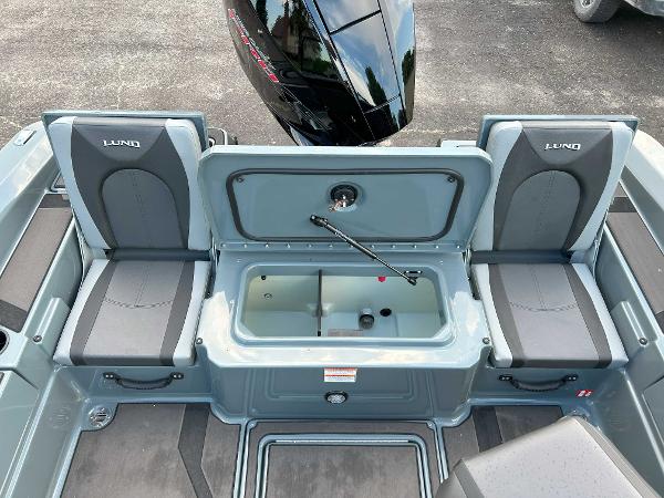 2026 Lund 185 Impact Fiberglass Series Boat