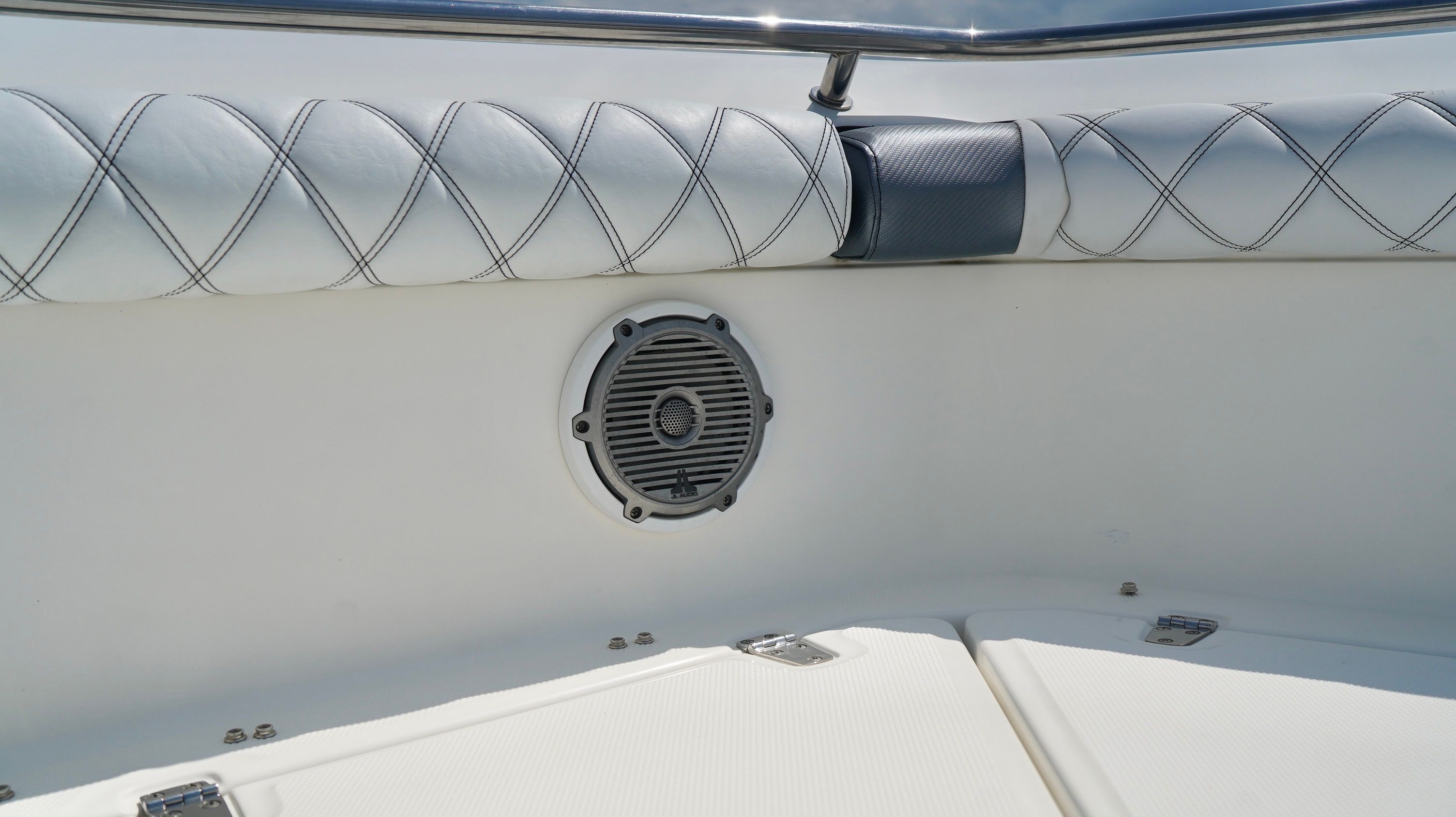 2013 Boston Whaler 350 Outrage - 6