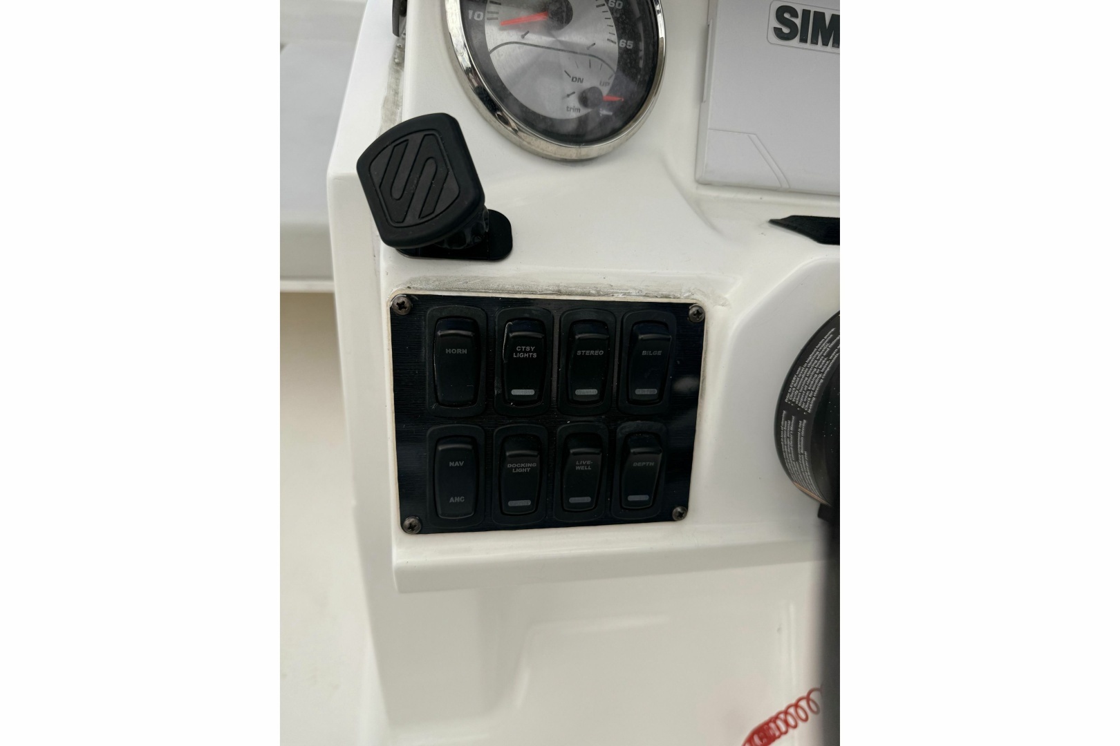 2020 Hurricane SunDeck Sport 185 OB - Image 16