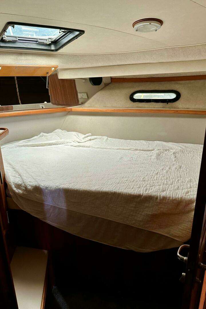 1991 Carver 3807 Aft Cabin - Image 37