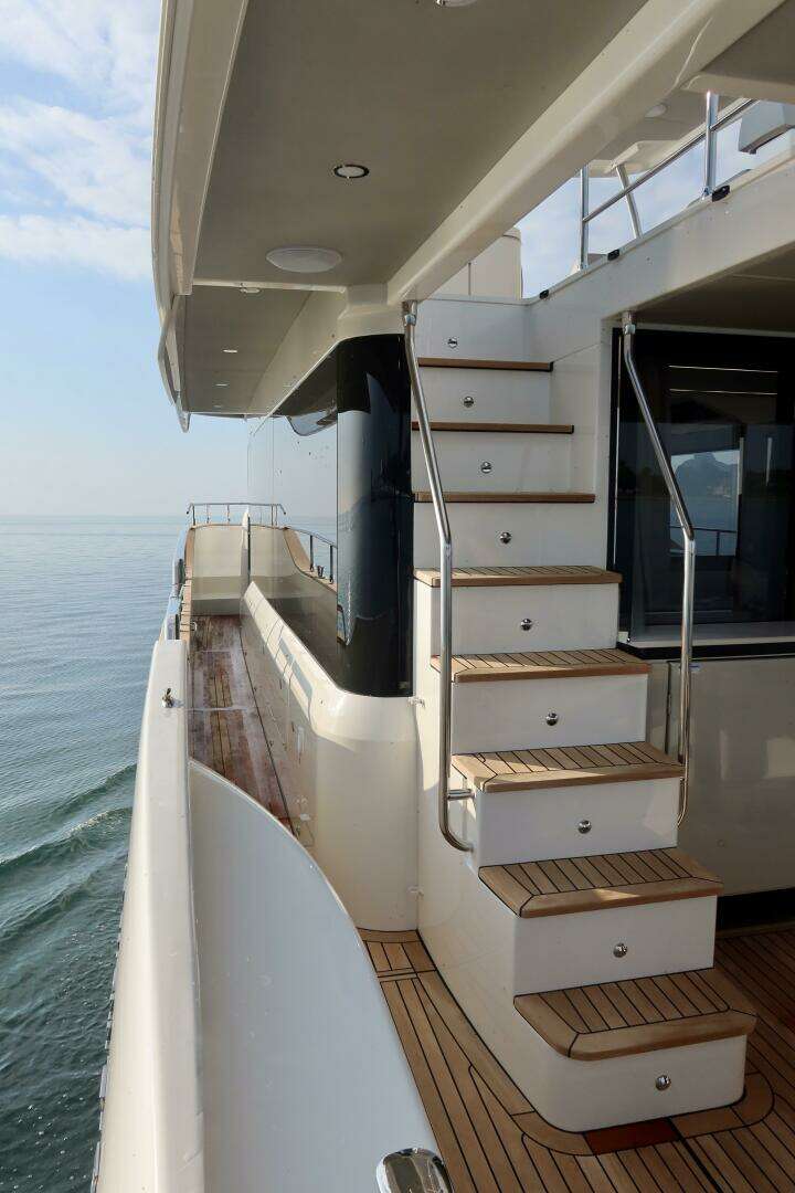 2026 Absolute 58 Navetta - Image 12