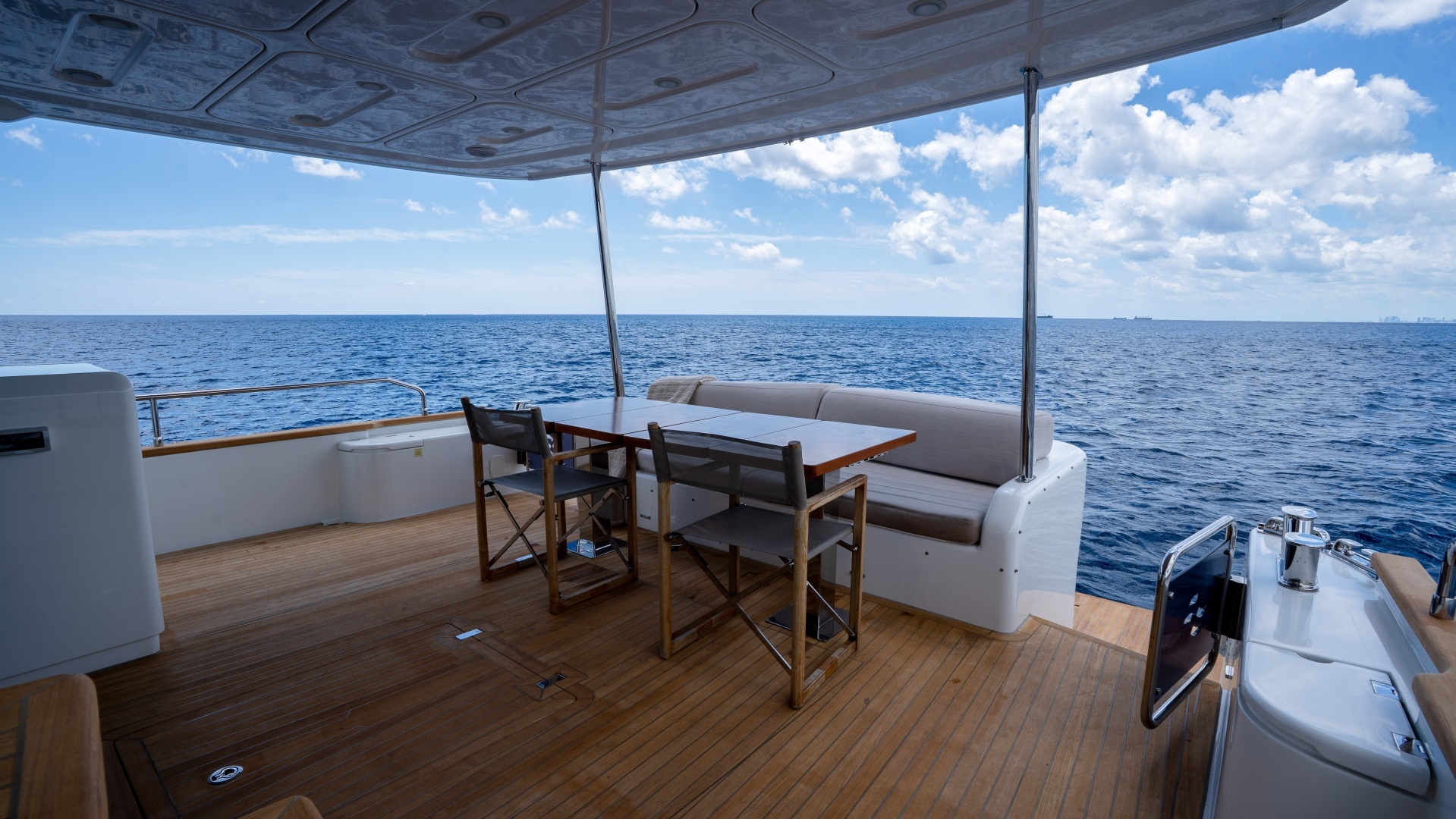 2025 Sirena 58 - Image 27