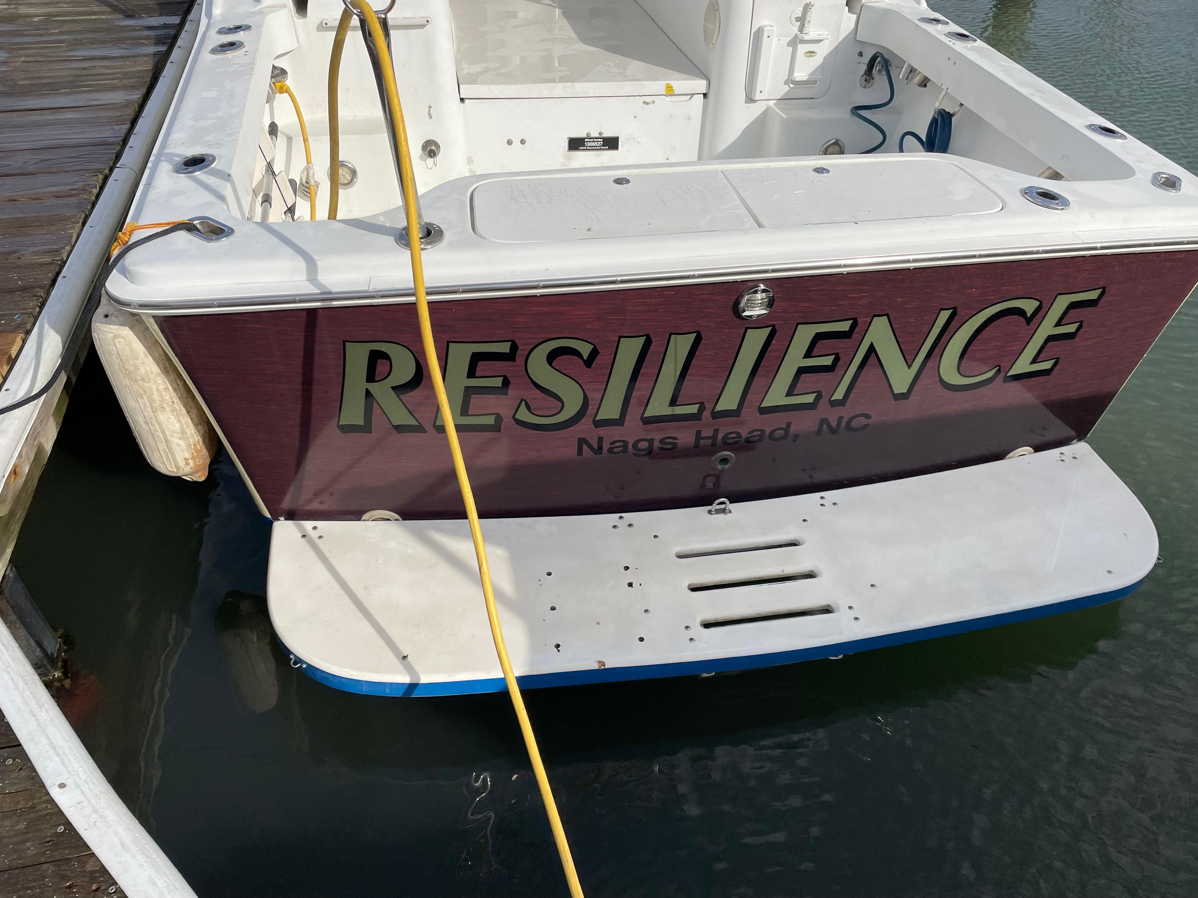 1993 Luhrs 250 Open - 3