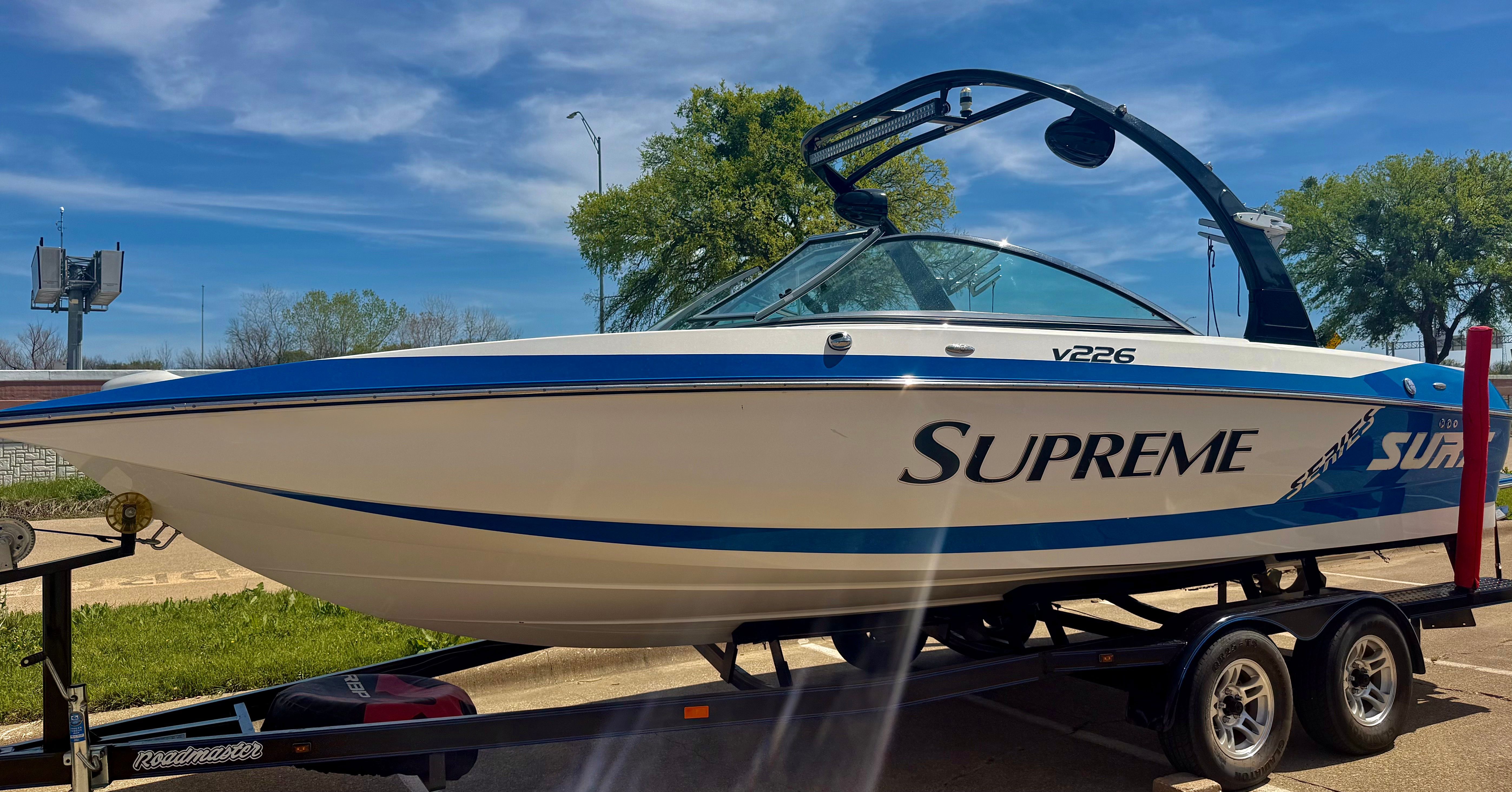 2011 Supreme V226 - 4