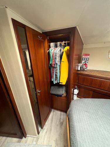 1988 Hatteras Sportfish Convertable - 3