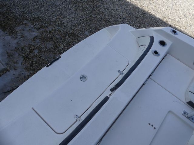 2020 Yamaha Boats 210 FSH Deluxe - 26