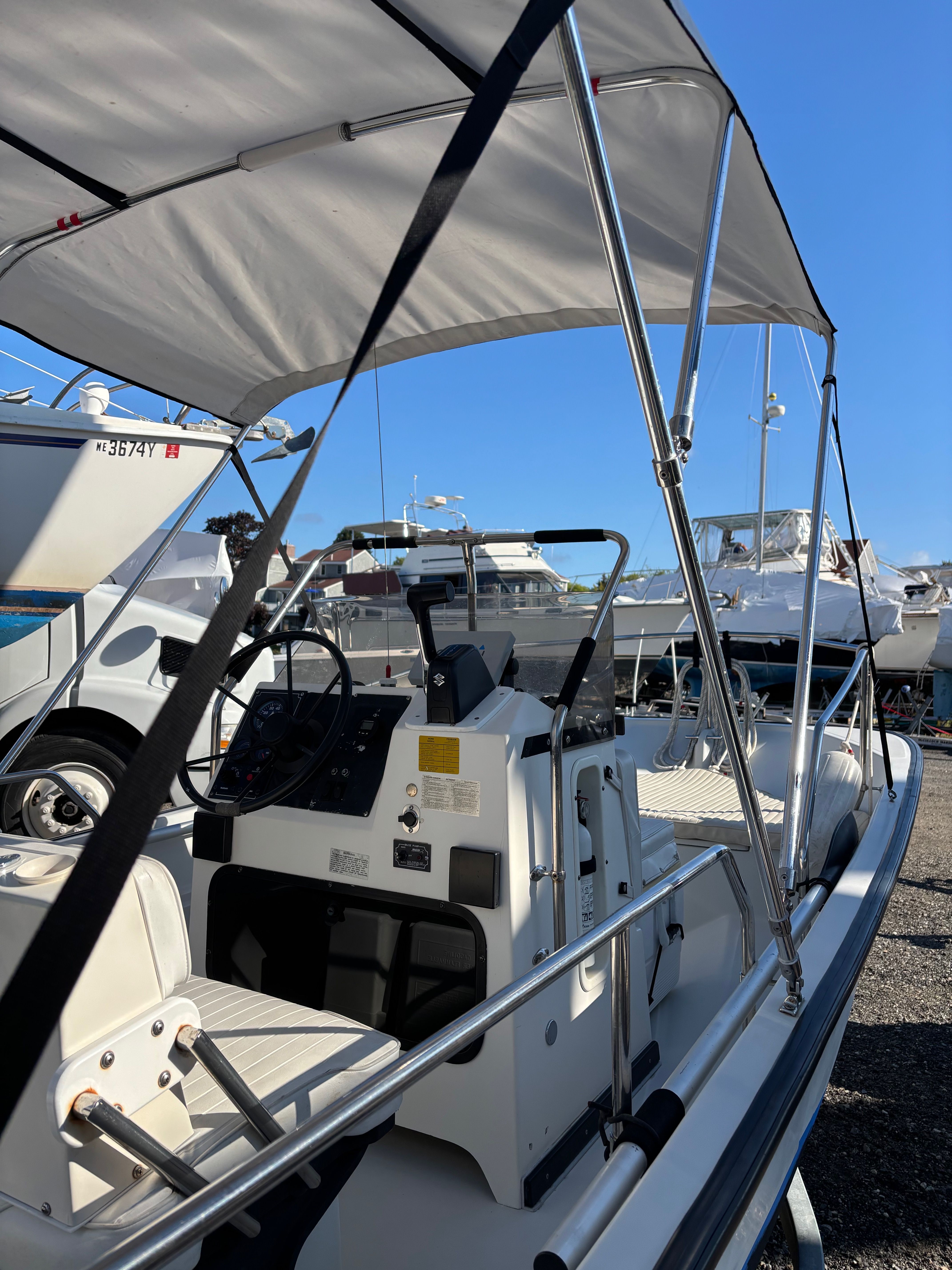 1992 Boston Whaler 17 Montauk - 7