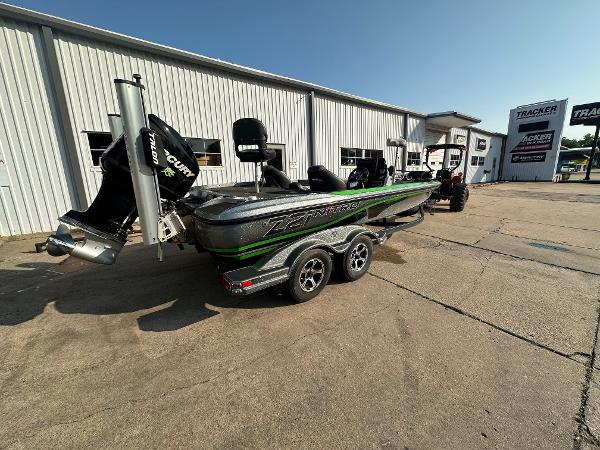 2017 Nitro Z21 Z-Pro High Performance boat parked outside dealership.