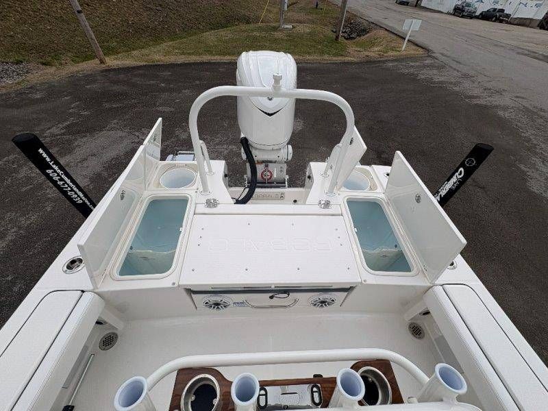 2026 Robalo 246 Cayman - 131