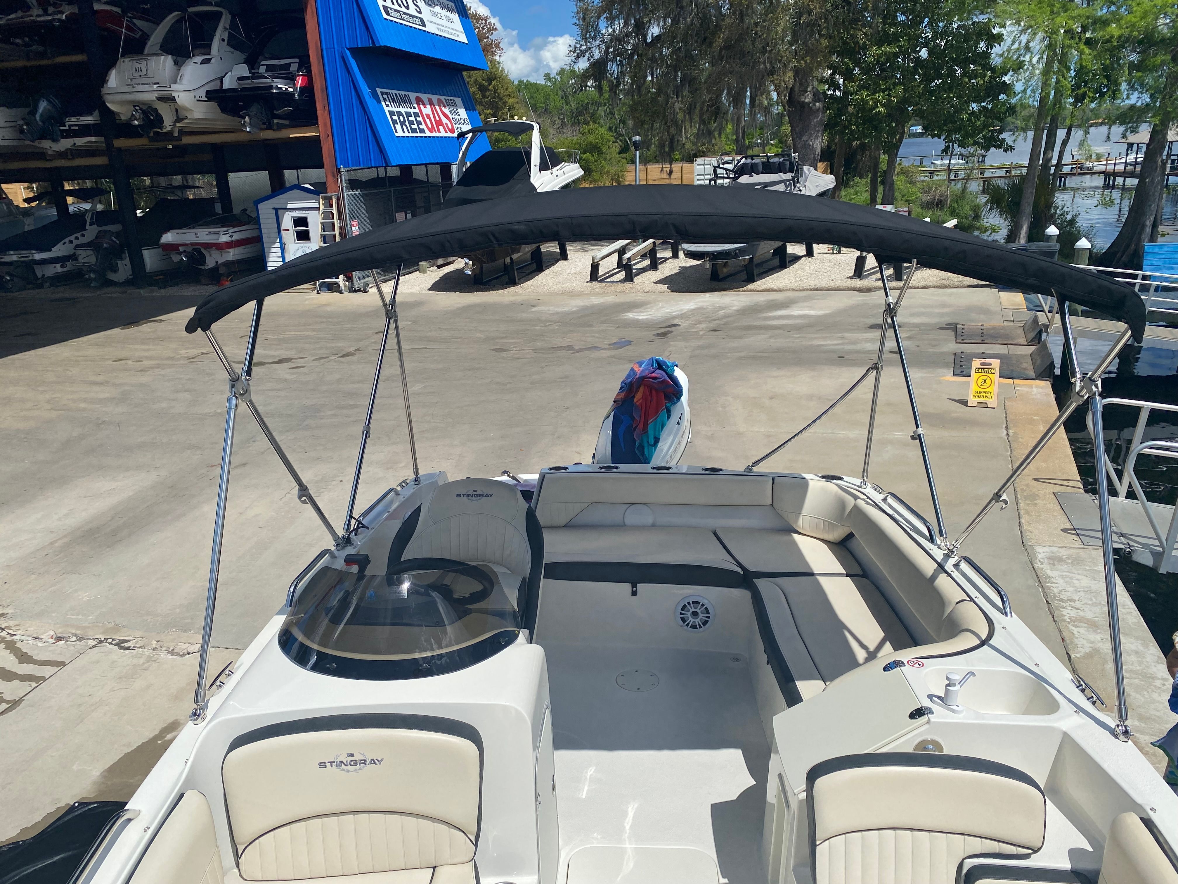 2022 Stingray 192 SC - 8