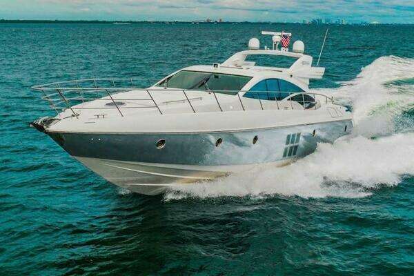 2007 Azimut 68S