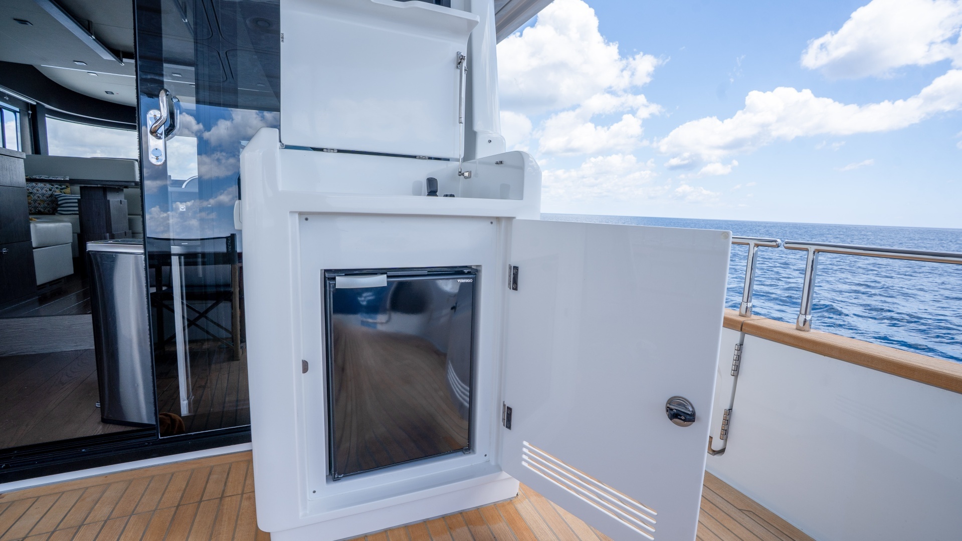 2025 Sirena 58 - Image 31