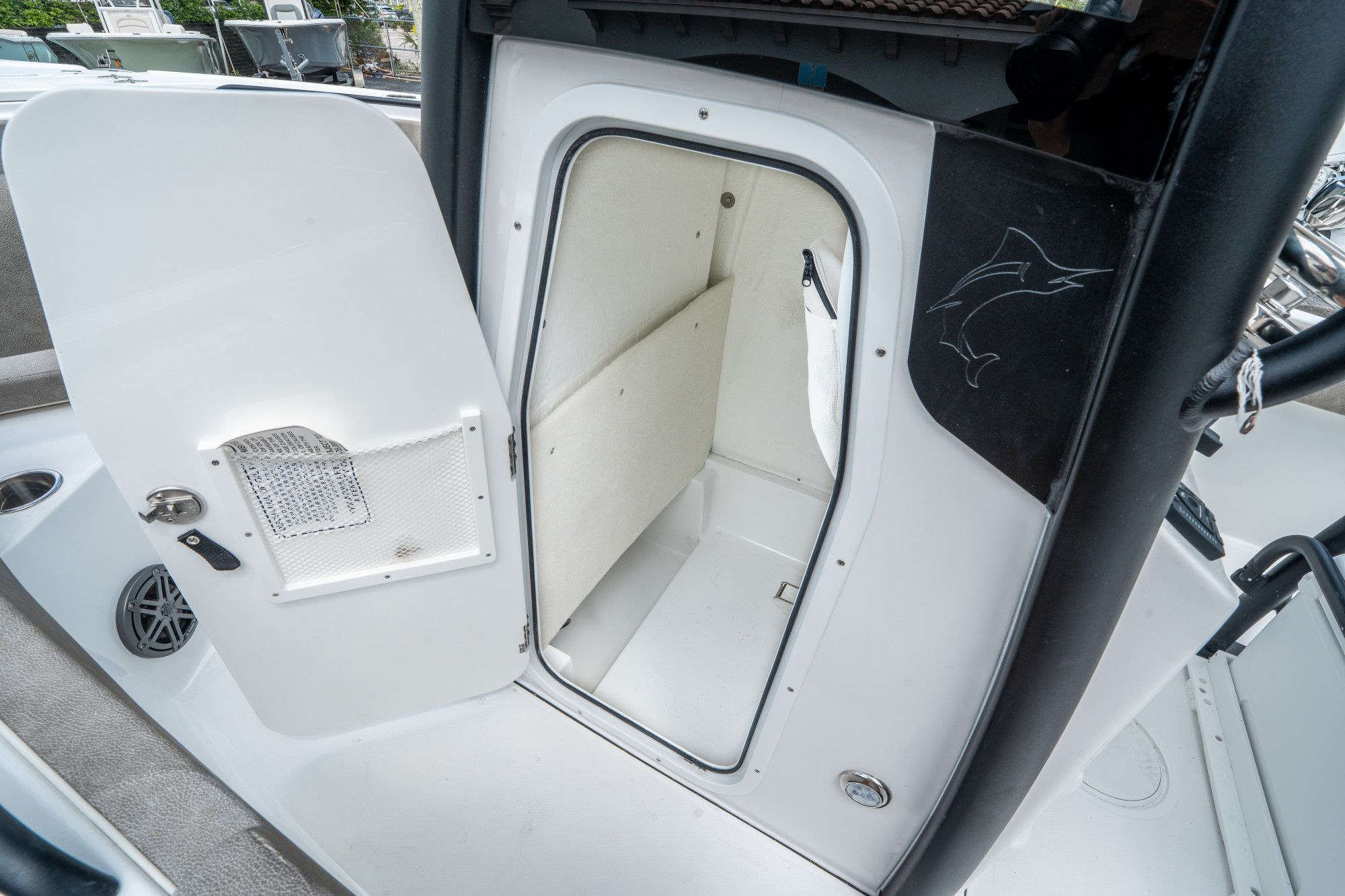 2026 Sea Hunt Ultra 235 SE - 17
