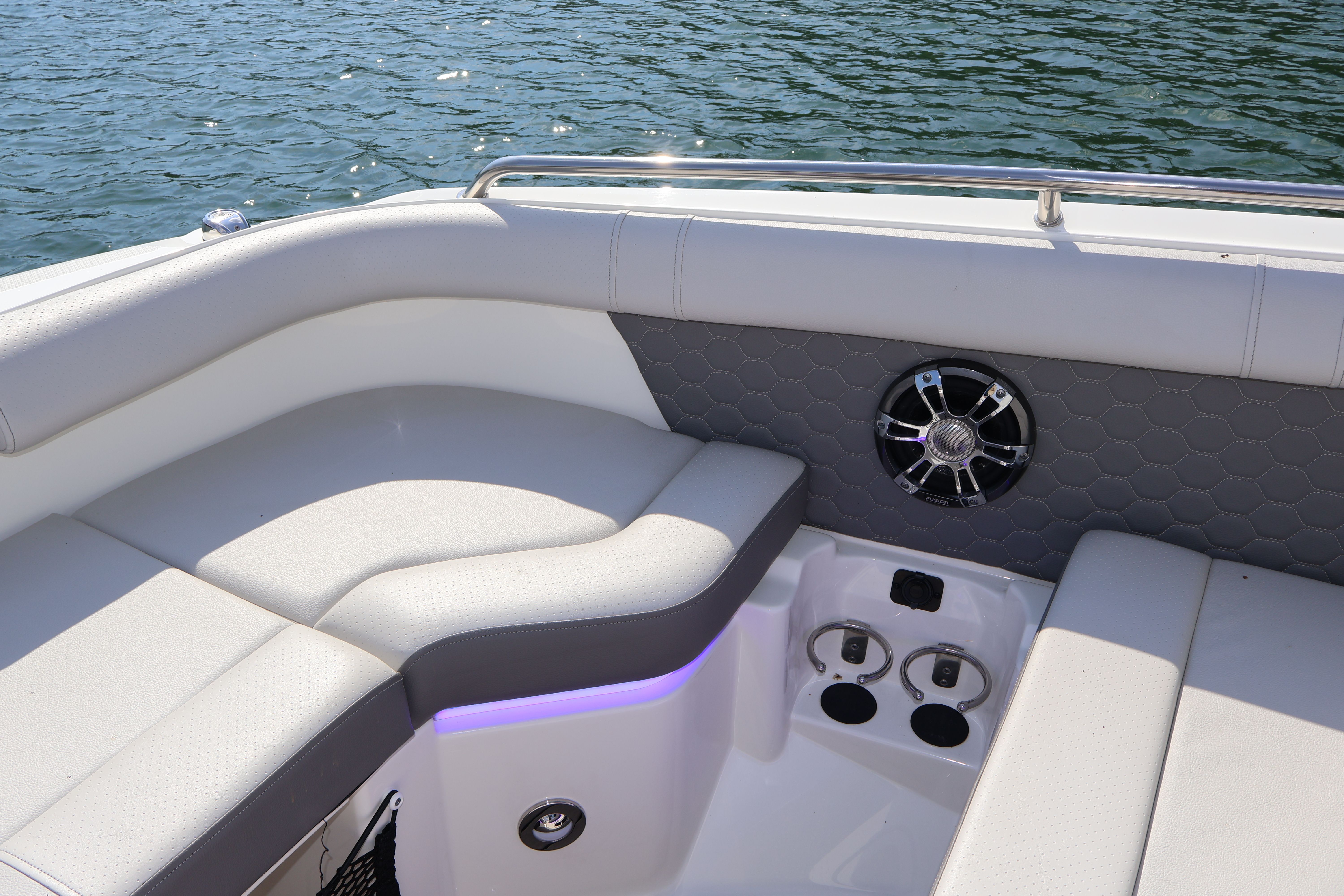 2022 Sea Ray SDX 250 - 28